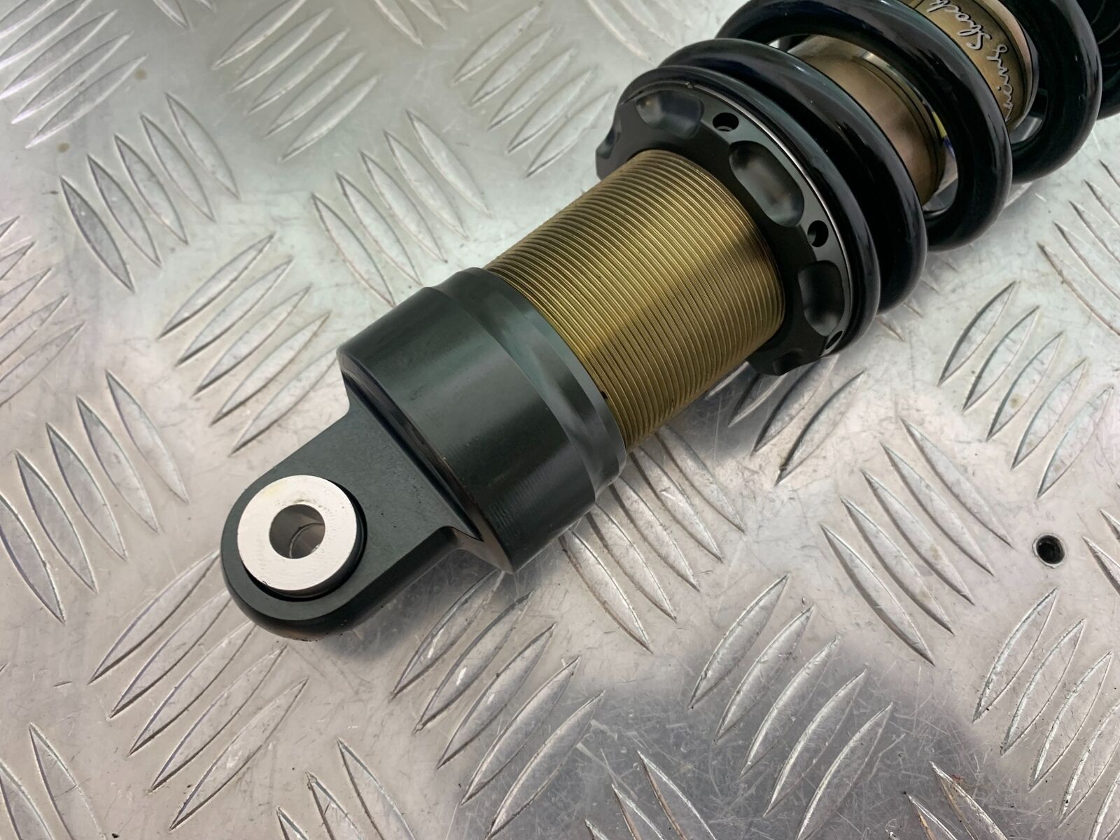 YAMAHA MT09 MT-09 HYPERPRO REAR SHOCK  YEAR 2013-2016  (STOCK 997)