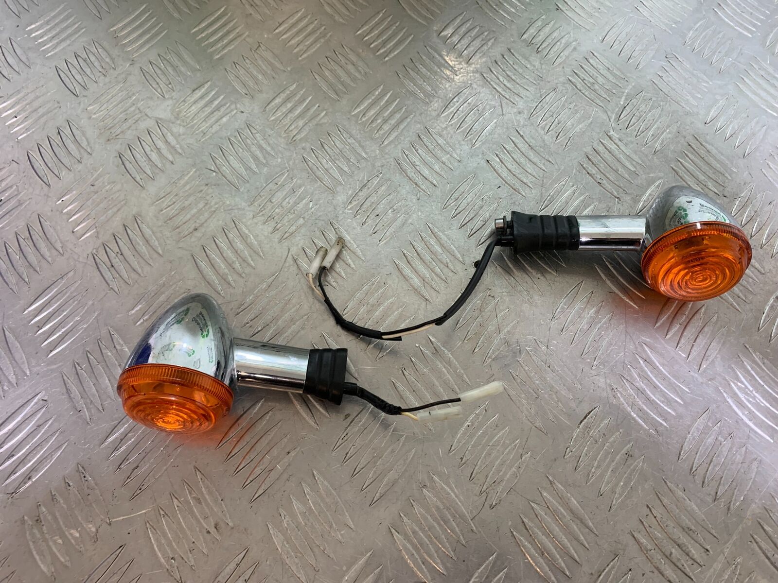 TRIUMPH BONNEVILLE T100 REAR INDICATORS  YEAR 2017-2021 (CMB1084)