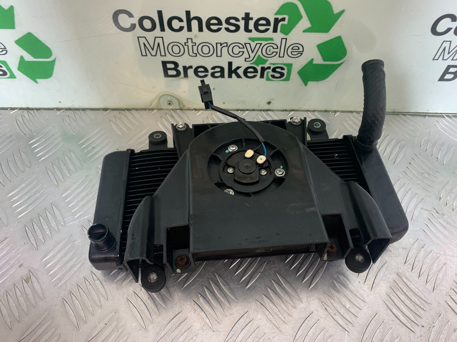 KAWASAKI Z300 ER300 RADIATOR  YEAR 2016-2018  (CMB1056)