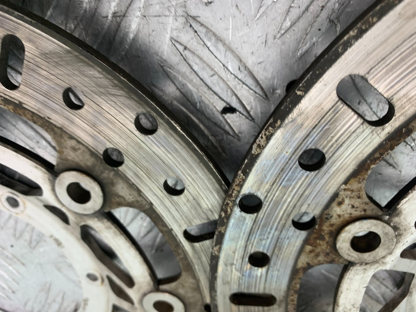 HONDA CBF600 CBF 600 FRONT BRAKE DISCS YEAR 2004-07  (CMB1305)