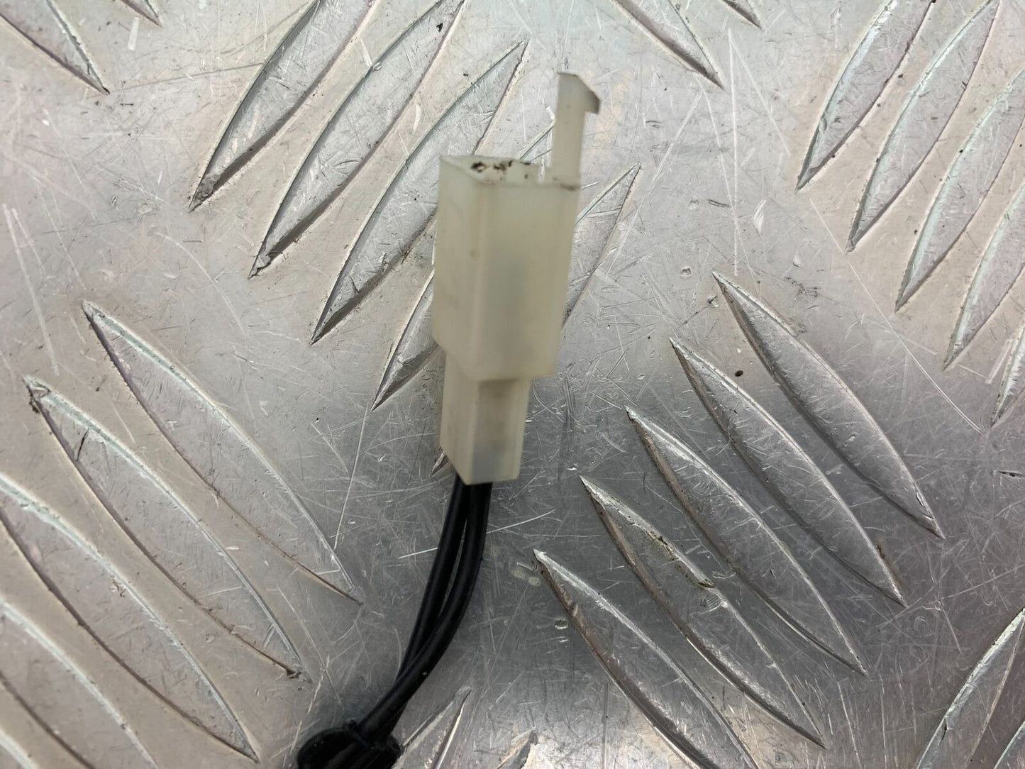 HONDA NTV 650 REVERE REAR BRAKE LIGHT SWITCH   YEAR 1988-1996  (CMB1025))
