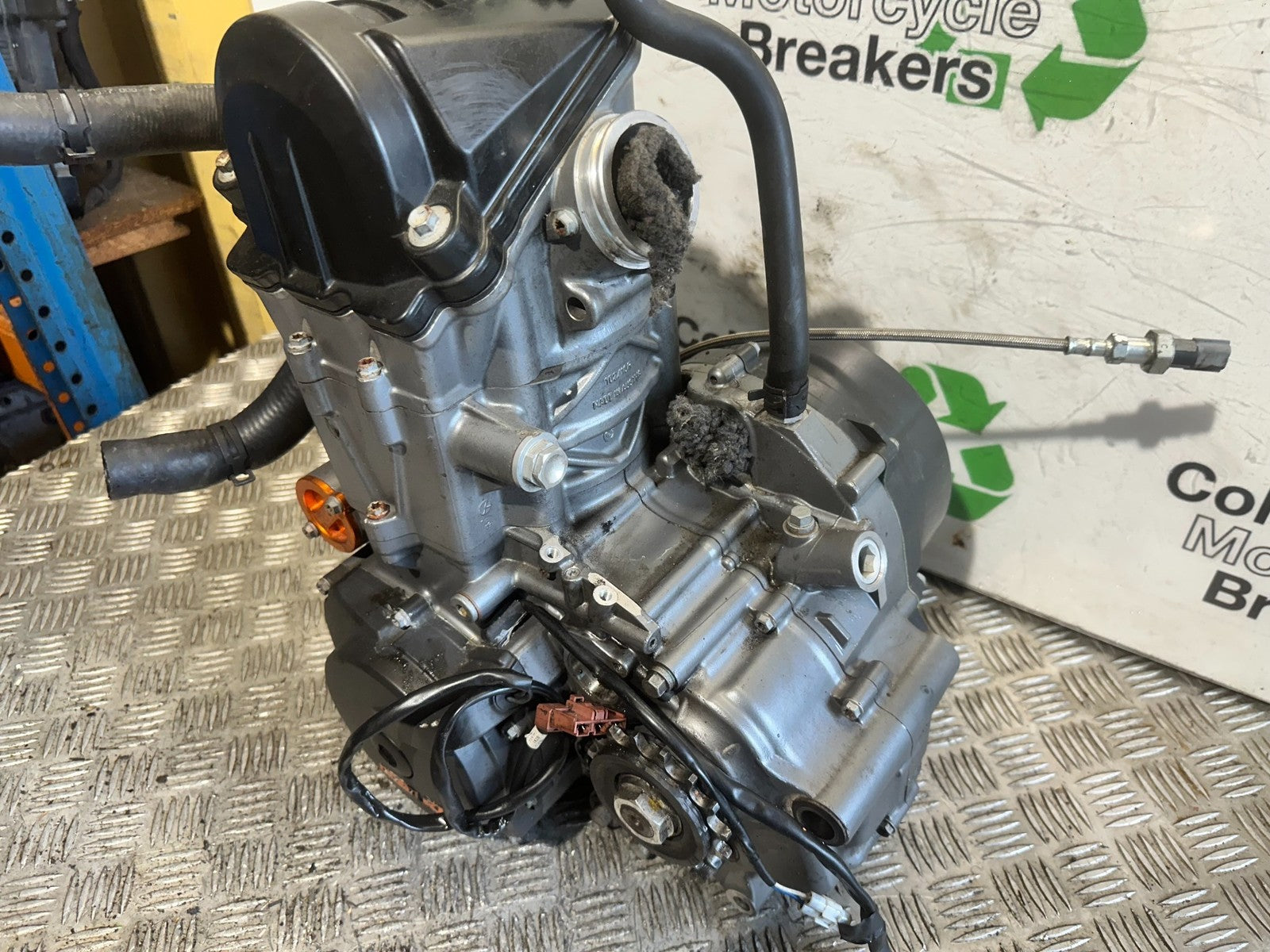 KTM 690 DUKE R LC4 ENGINE YEAR 2012-2015  (CMB1180)