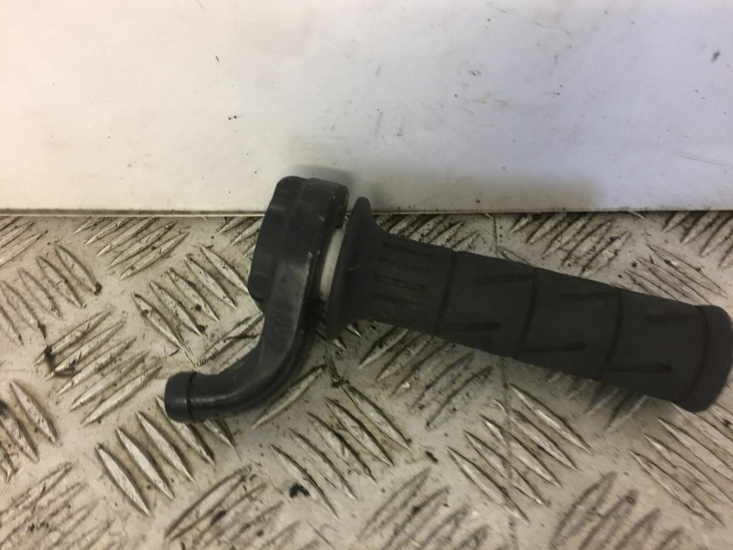 KAWASAKI ZX12R ZX12 R THROTTLE  YEAR 2001