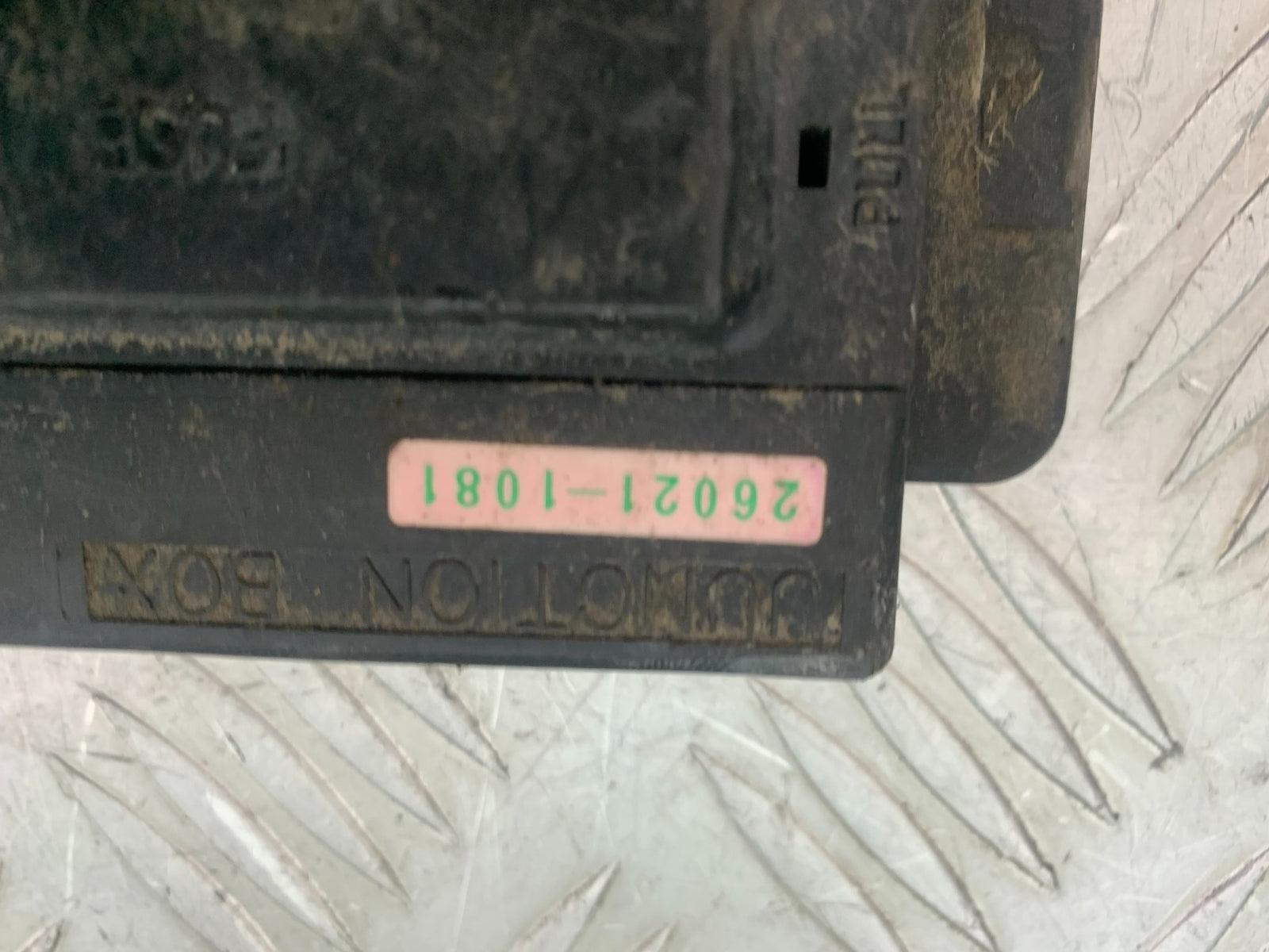 KAWASAKI ZZR1100 D FUSE BOX   YEAR 1993-2001 (CMB1164)