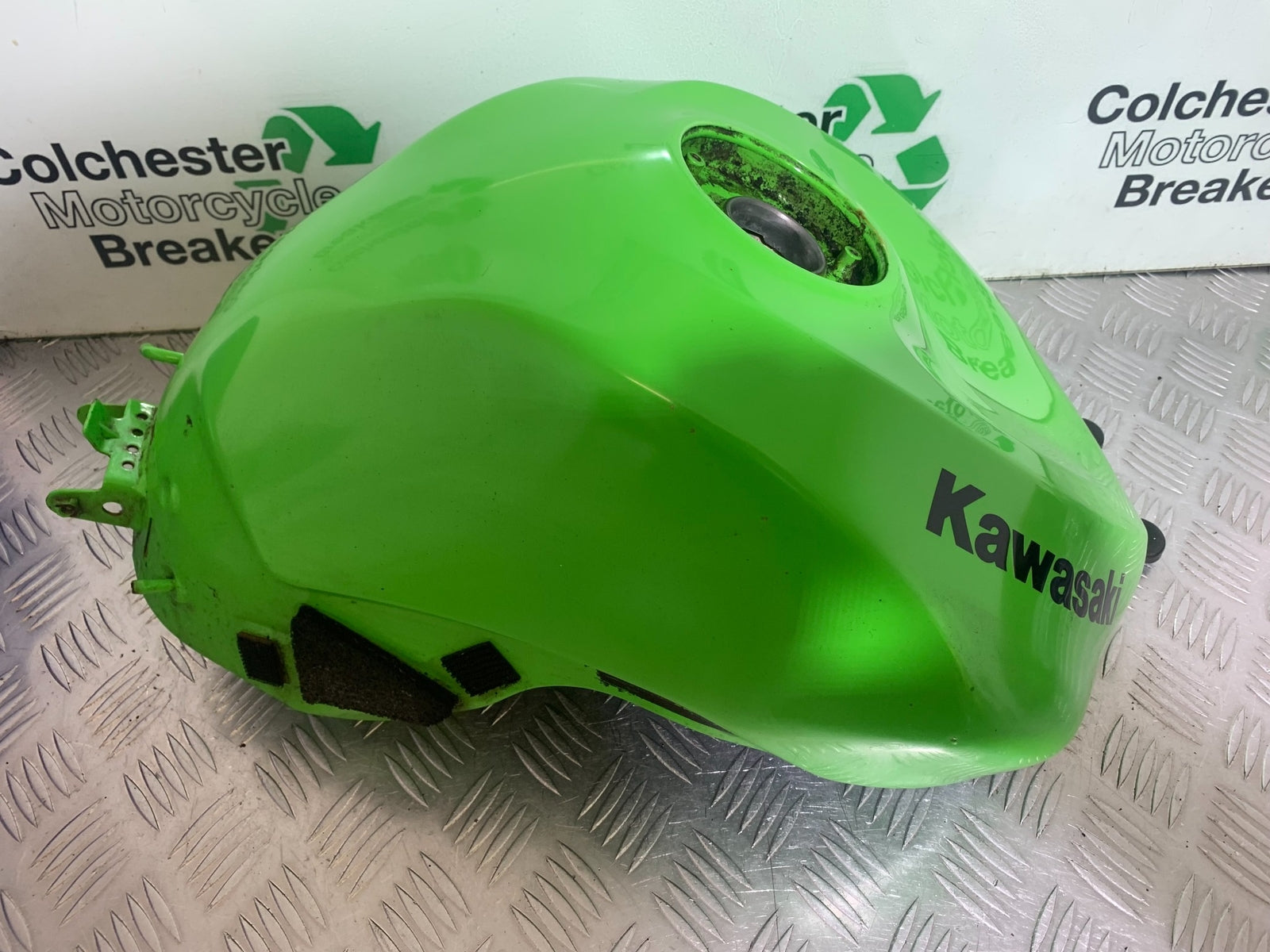 KAWASAKI ZX6R PETROL TANK  YEAR 2009-2012 (CMB1136)