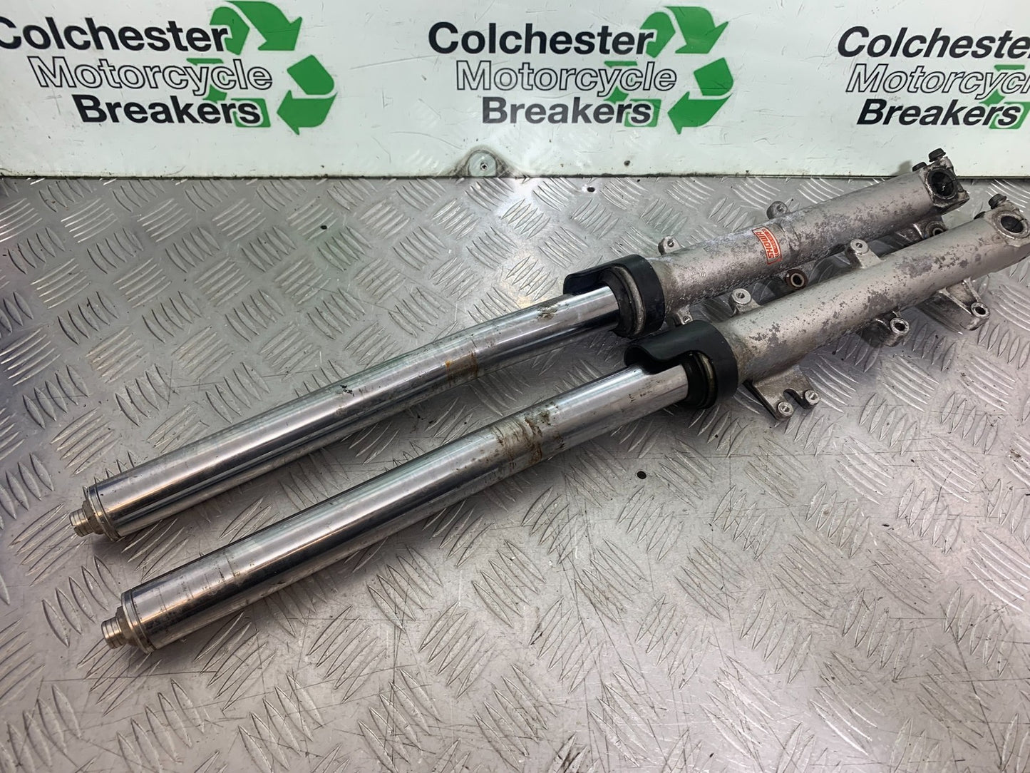 HONDA VFR800 PRE V-TEC FORKS (BENT)  YEAR 1998-2001 (CMB1233)