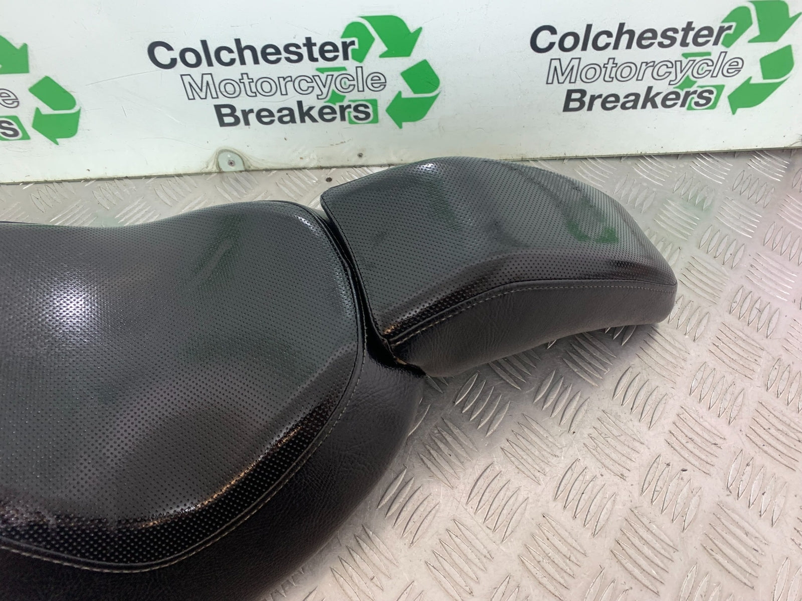 HARLEY DAVIDSON FXS BLACKLINE 1585 SEAT YEAR 2012 (CMB1147)
