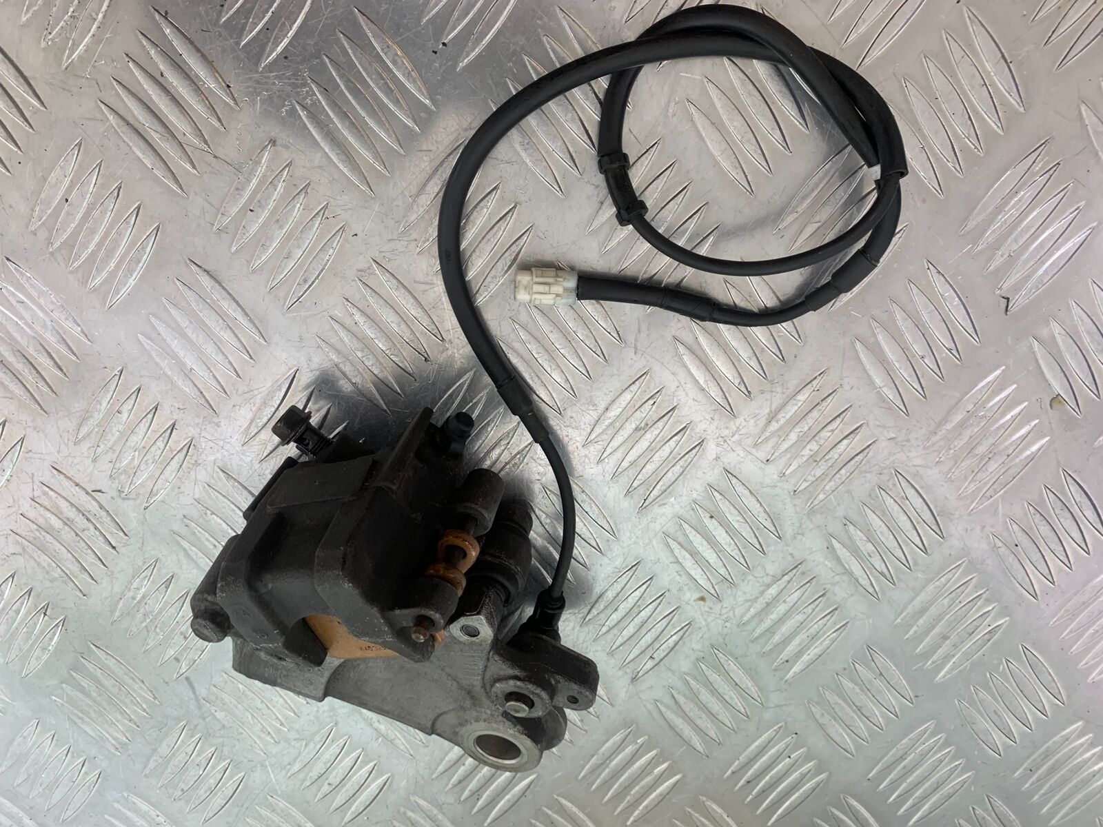 YAMAHA MT07 MT-07 REAR BRAKE CALIPER YEAR 2014 (STOCK 995)
