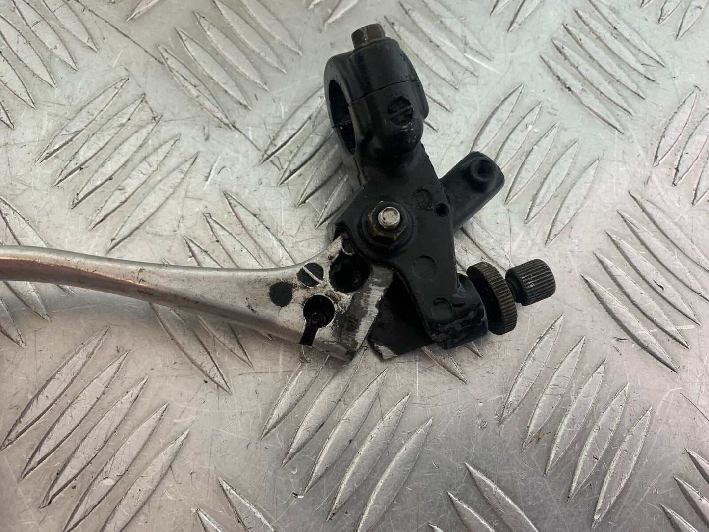 HONDA CBR600 CBR 600 F2 CLUTCH LEVER AND BRACKET   YEAR 1991-1994(CMB1133)