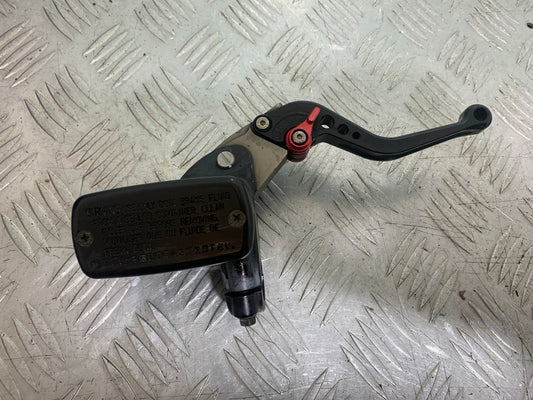 HONDA CBR600 CBR 600 RR FRONT BRAKE MASTER CYLINDER   YEAR 2003-2004 CMB1173)
