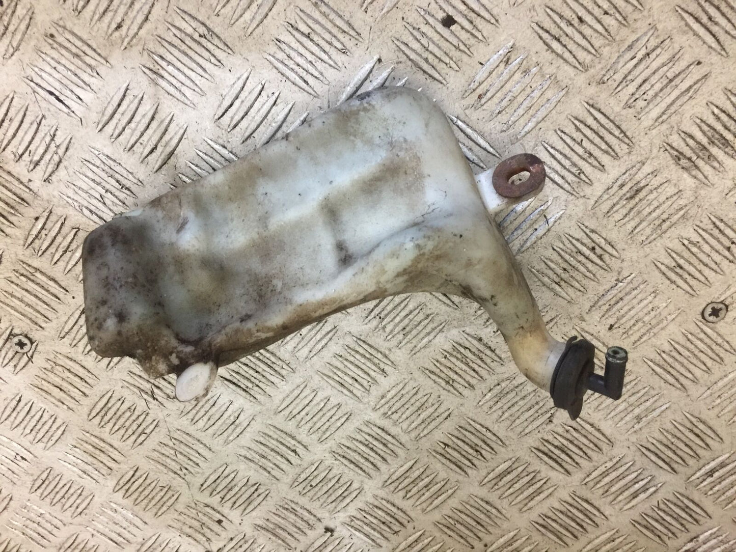 HONDA CB1 CB-1 CB 1 400 COOLANT BOTTLE  YEAR 1989-1990 (STOCK 739)