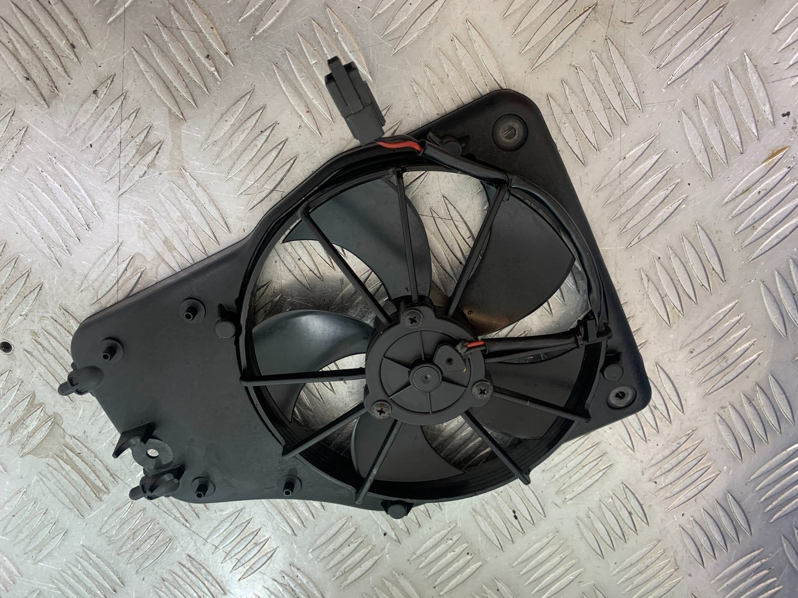 MV AGUSTA 800 F3 RADIATOR FAN  YEAR 2013-2016 (CMB1152)