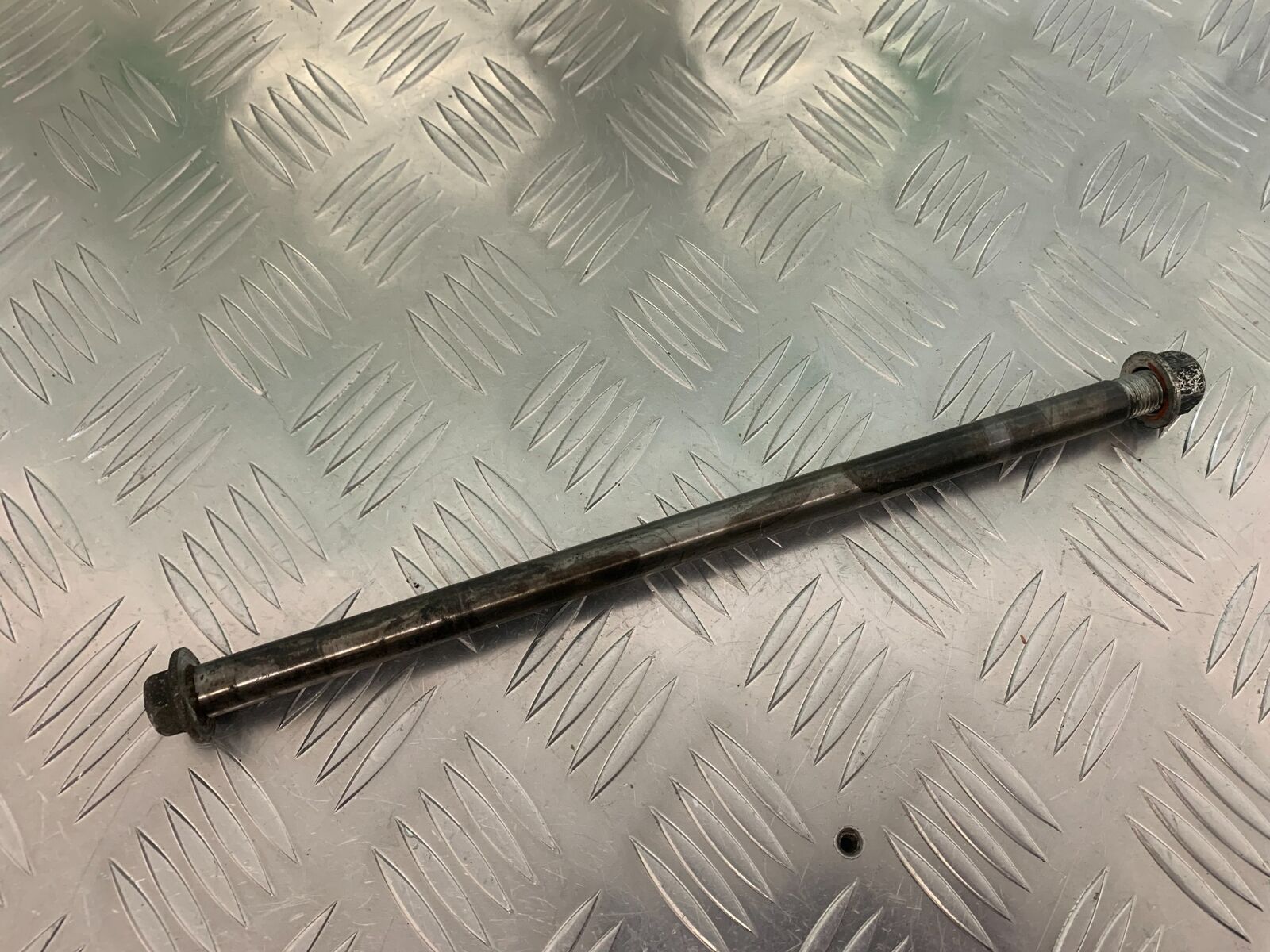 HONDA CB350 S CB 350 S SWINGARM SPINDLE  YEAR 1986-1990 (STOCK 948)
