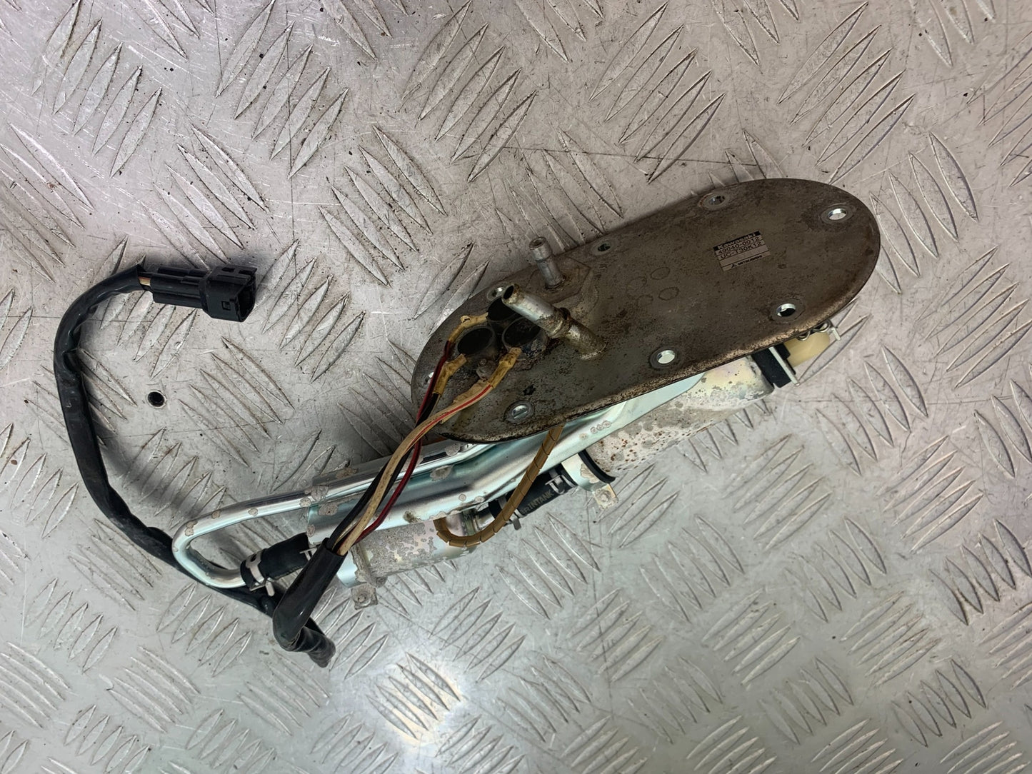 KAWASAKI VN1500 CLASSIC PETROL PUMP   YEAR 1999 -2006 (CMB1166)