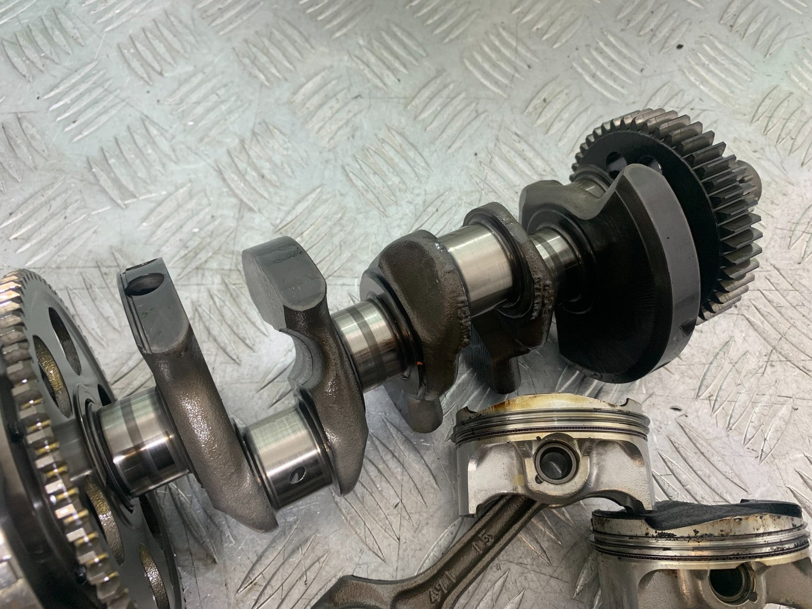 TRIUMPH 675 STREET TRIPLE R CRANK AND RODS  YEAR 2012 (CMB1221)
