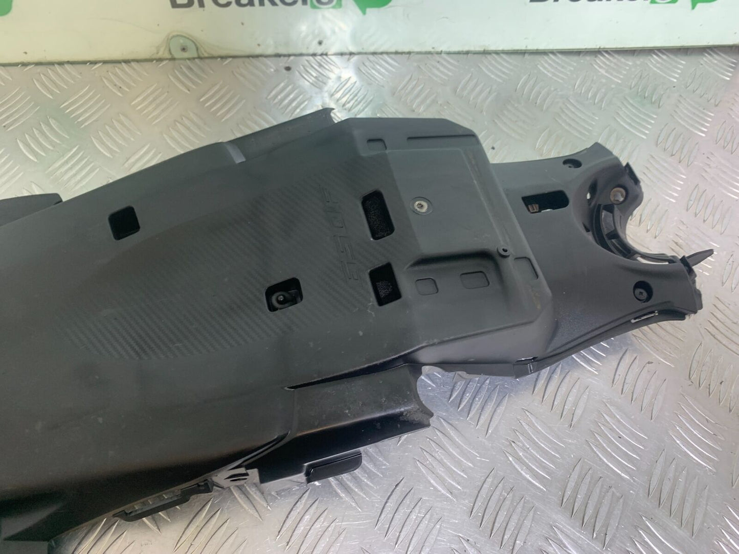 HONDA CB650 F CB 650 FA-H UNDERTRAY   YEAR 2017-2019 (CMB1087)