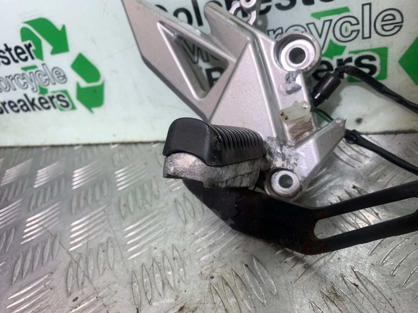 KYMCO CK1 125 RIGHT HANGER REAR BRAKE LEVER YEAR 2014 - 2016 (CMB1181)