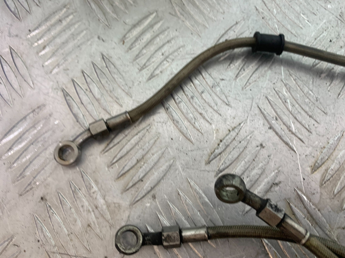 YAMAHA YZF R1 FRONT AND REAR BRAIDED BRAKE LINES   YEAR 2004-2006 (CMB1155)