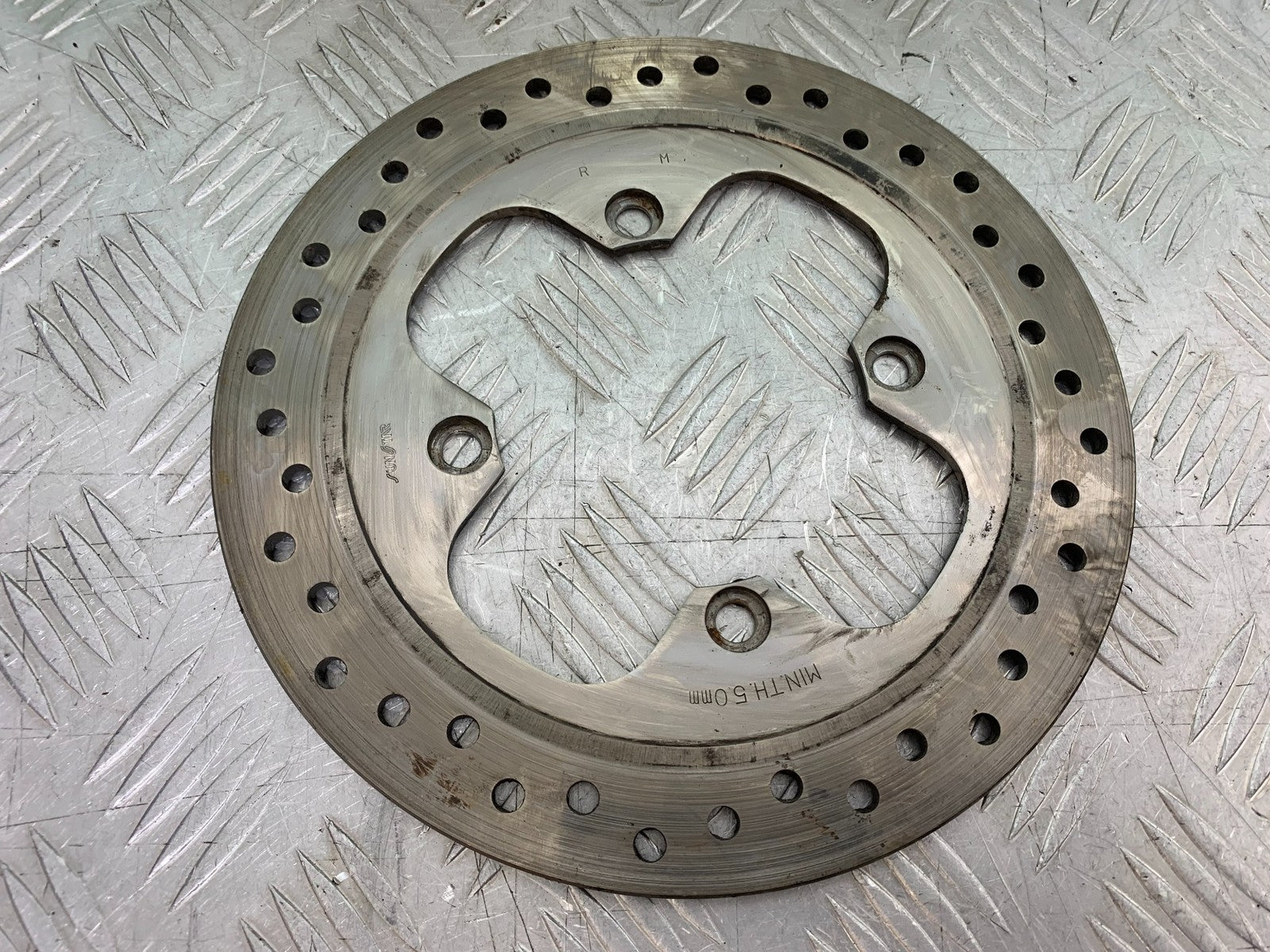 TRIUMPH 955i SPRINT ST REAR DISC  YEAR 1999-04 (CMB1230)