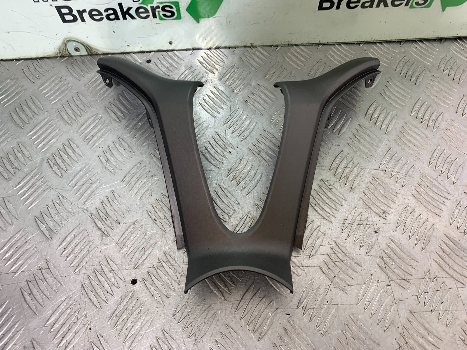 YAMAHA XMAX 300 HANDLEBAR COVER YEAR 2017-2020 (CMB1218)