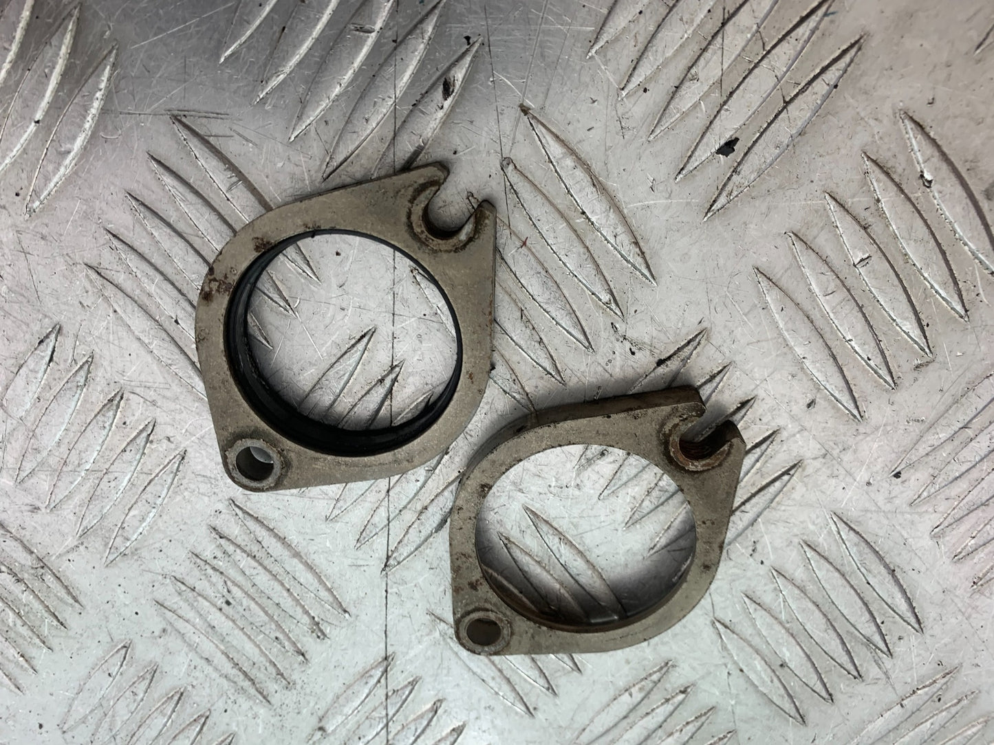 HARLEY DAVIDSON FXS BLACKLINE 1585 EXHAUST CLAMPS YEAR 2012 (CMB1147)