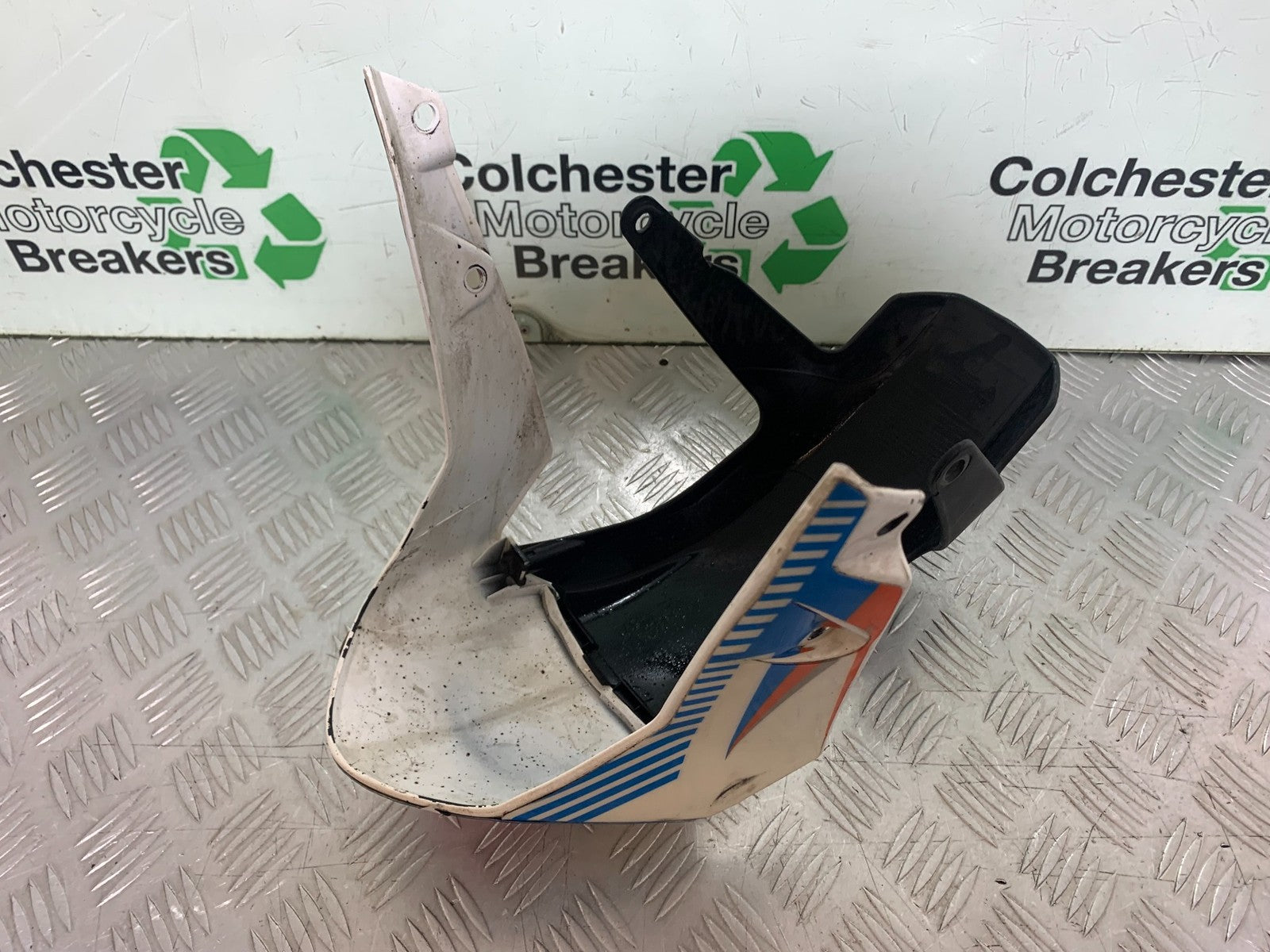 KTM DUKE 125 FRONT MUDGUARD  YEAR 2017-2022 (CMB1222)