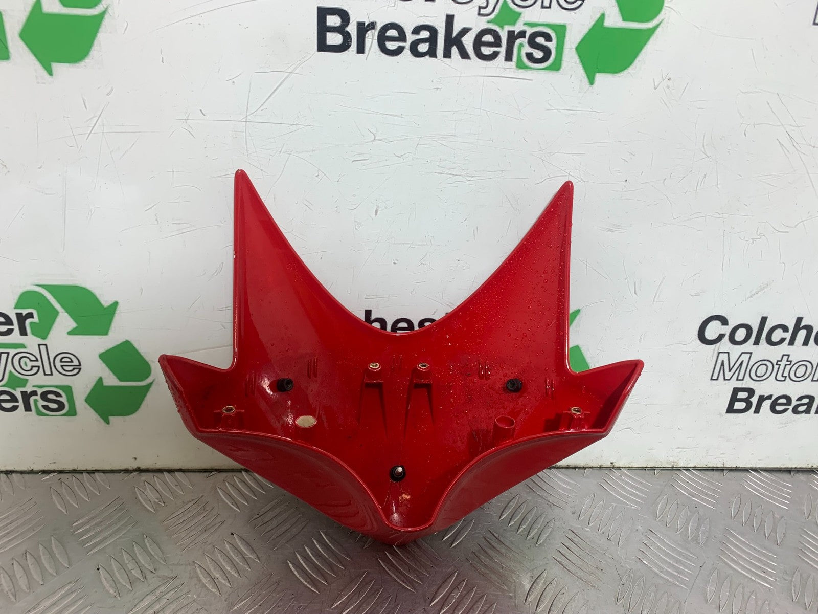 TRIUMPH 675 STREET TRIPLE R HEADLIGHT FAIRING   YEAR 2013 - 2016 (CMB1221)