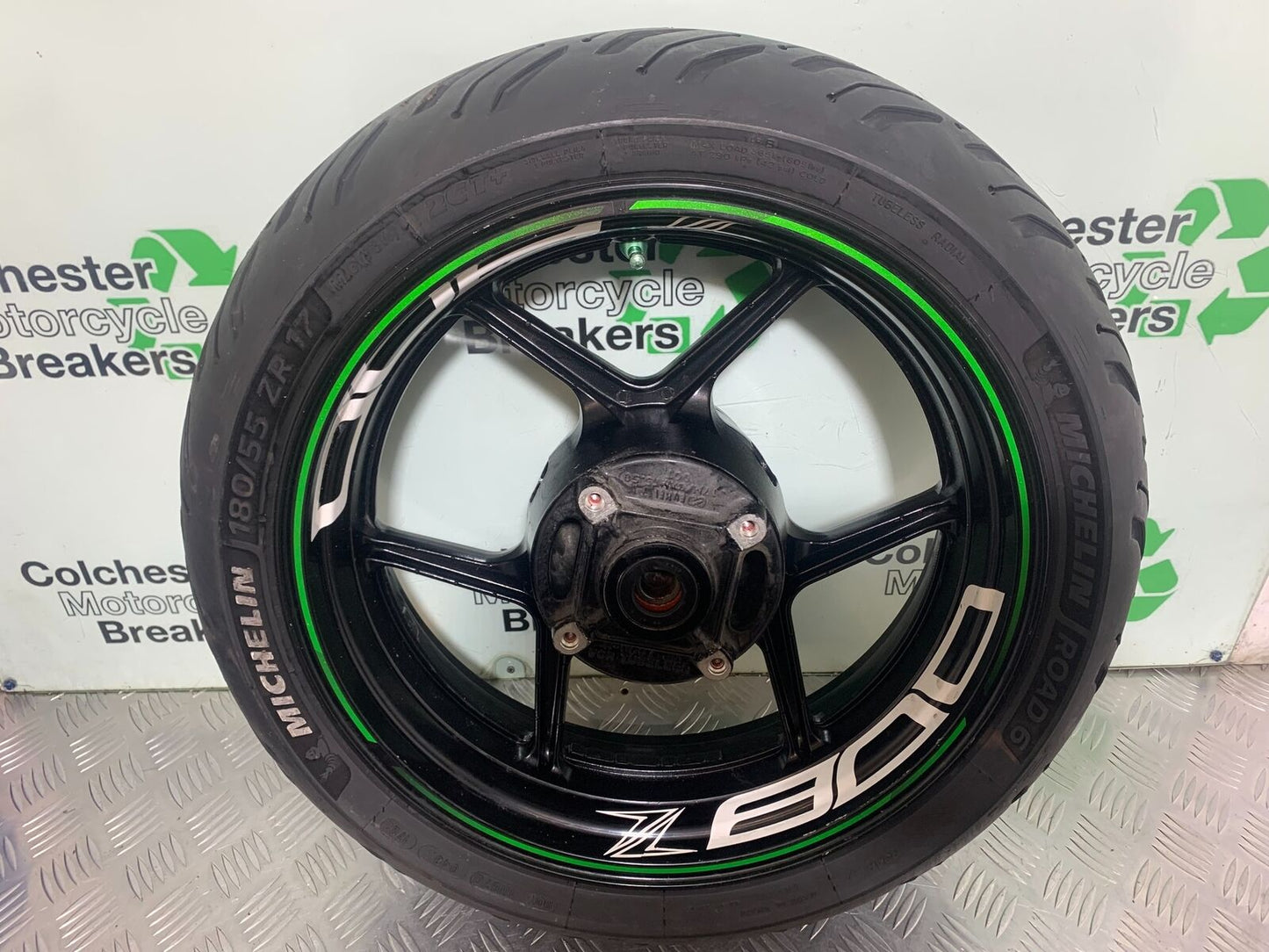 KAWASAKI Z800 Z 800 REAR WHEEL  YEAR 2013-2017 (CMB1059)