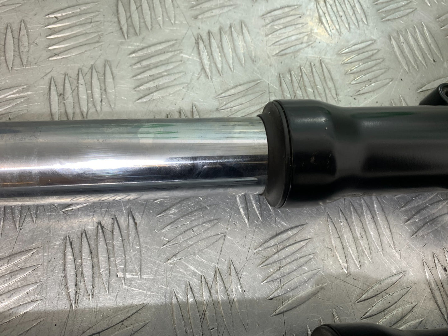 KAWASAKI ZX9R ZX9 R FORKS  YEAR 1998-1999 (CMB1329)