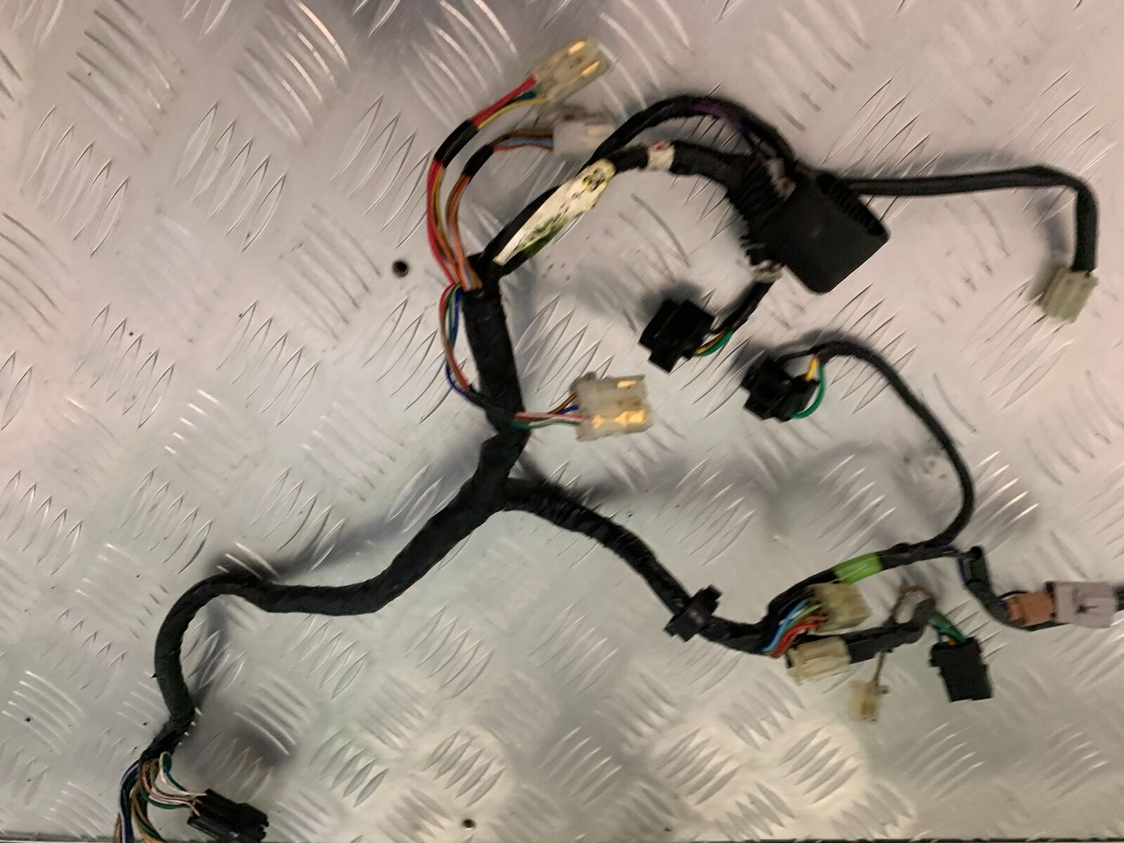 YAMAHA FJR1300 FJR 1300 WIRING SUBLOOM   YEAR 2001-05 (STOCK 946)