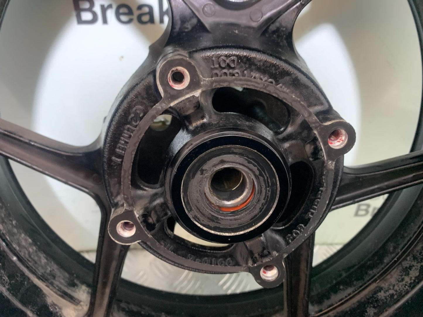 KAWASAKI Z1000 SX REAR WHEEL (GOOD TYRE) YEAR 2014-16 (CMB1264)