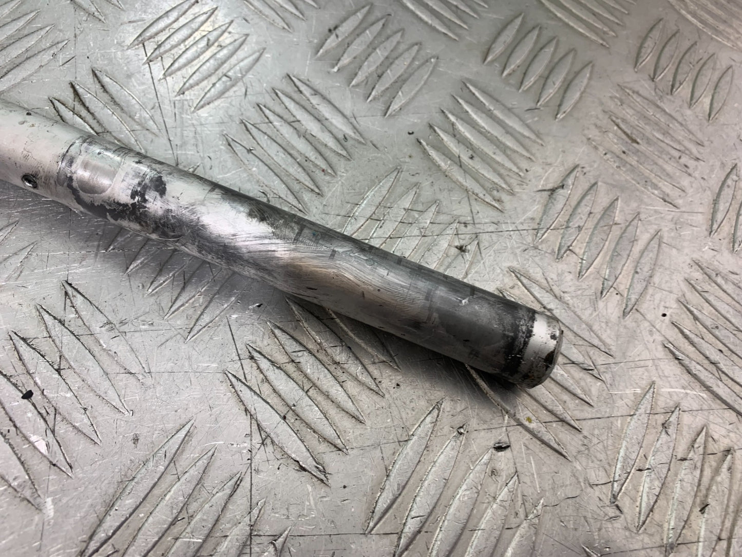 KAWASAKI ZX9R ZX9 R RIGHT HANDLEBAR  YEAR 1998-1999 (CMB1329)