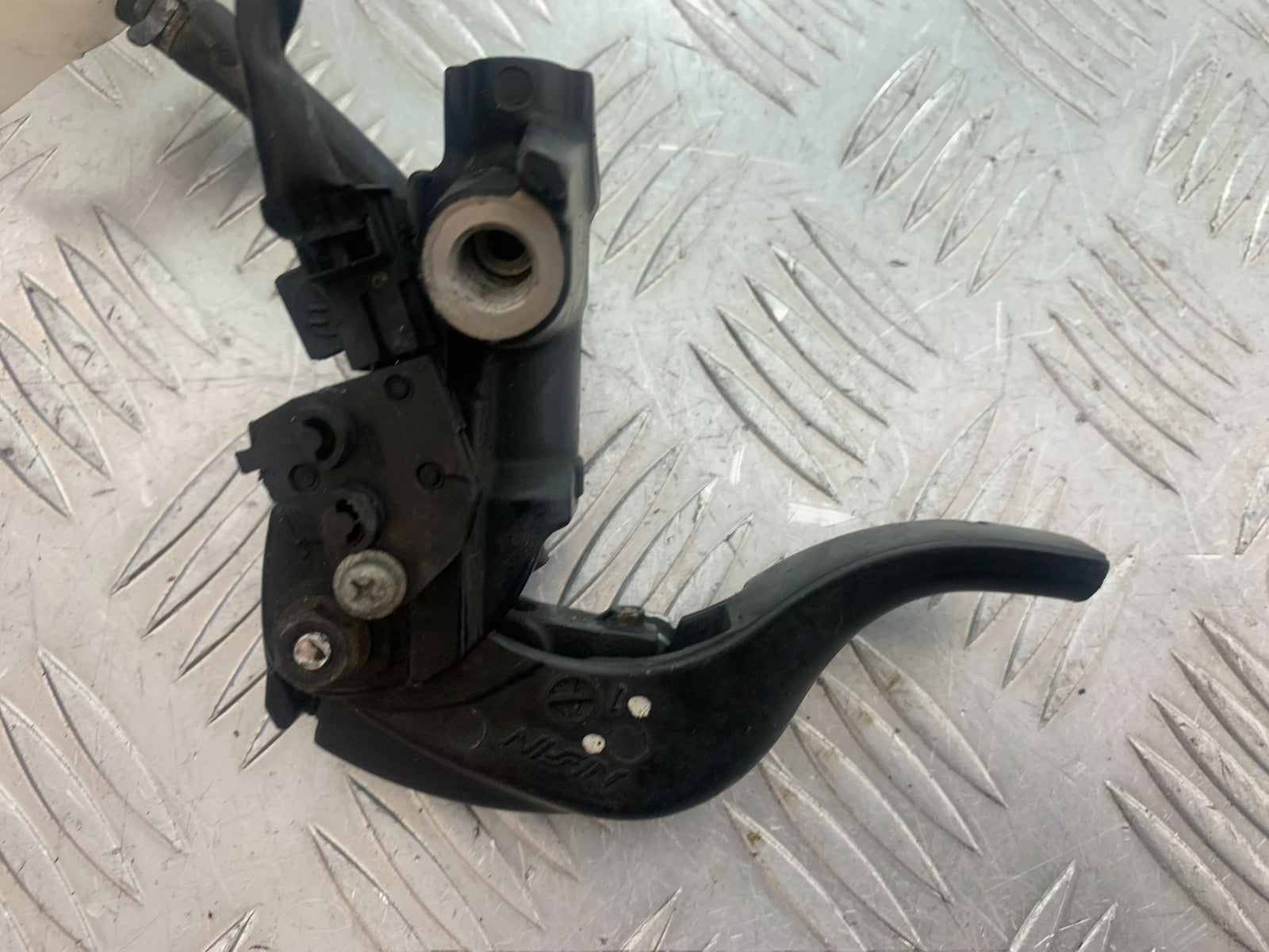 KAWASAKI ZX6R ZX6 R P7F P8F FRONT MASTER CYLINDER    YEAR 2007-08 (CMB1165)