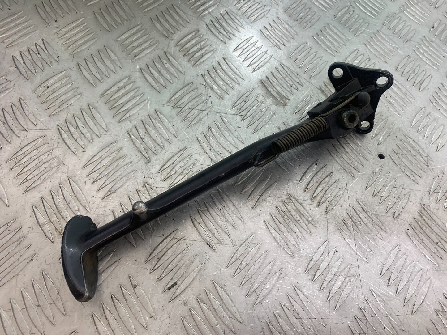 TRIUMPH 955i SPRINT ST SIDE STAND  1999-2004 (CMB1176)