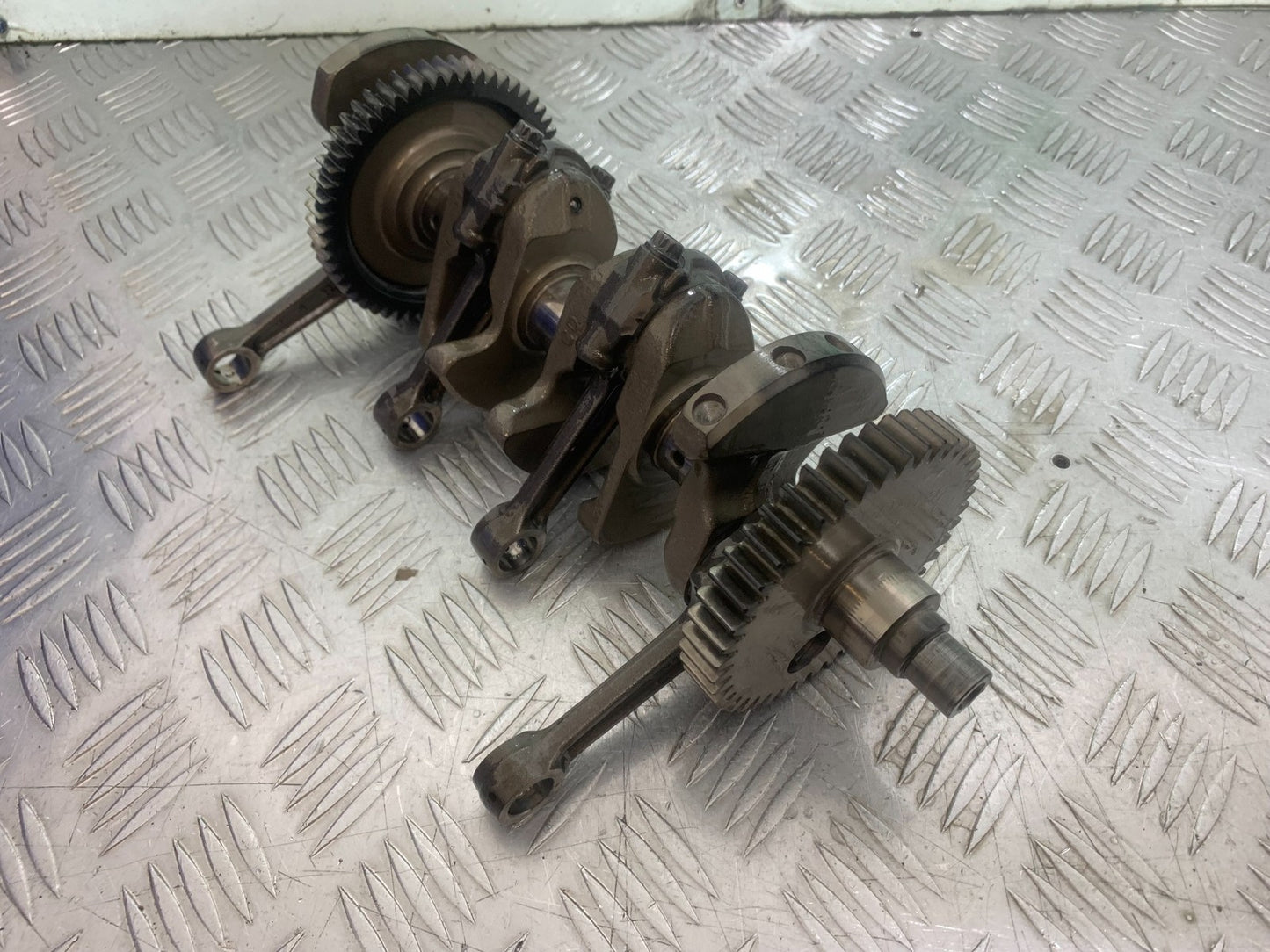 YAMAHA YZF R1 4C8 CRANKSHAFT AND RODS   YEAR 2007-2008 (CMB1237)