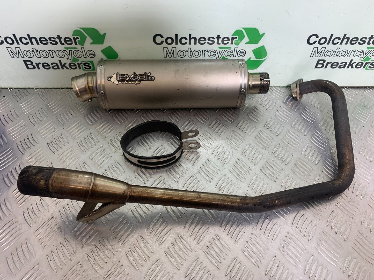 YAMAHA YBR125 YBR 125 EXHAUST  YEAR 2005-2007 (CMB1109)