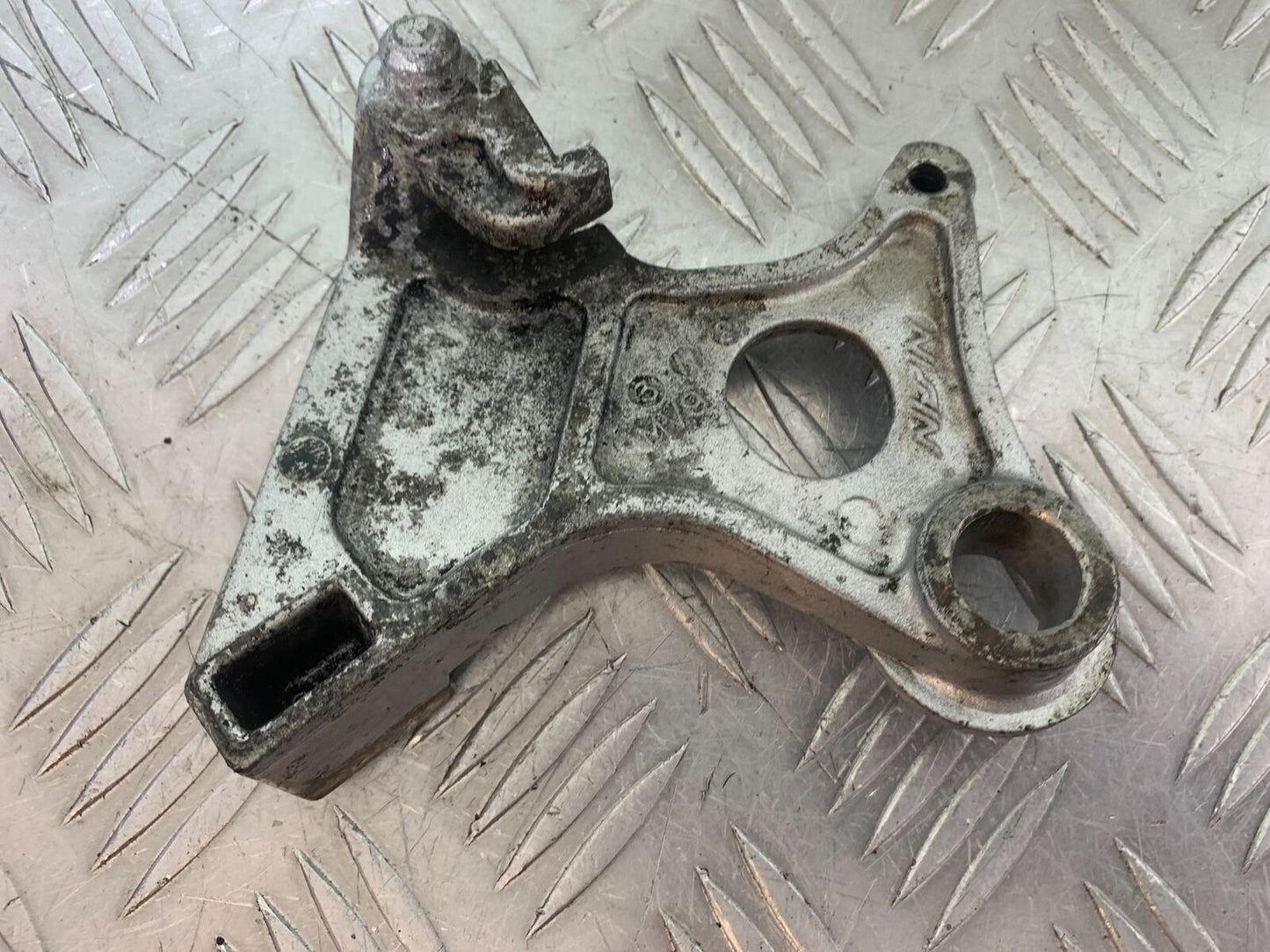 HONDA CBR600 CBR 600 F2 REAR CALIPER BRACKET  YEAR 1991-1994(CMB1133)