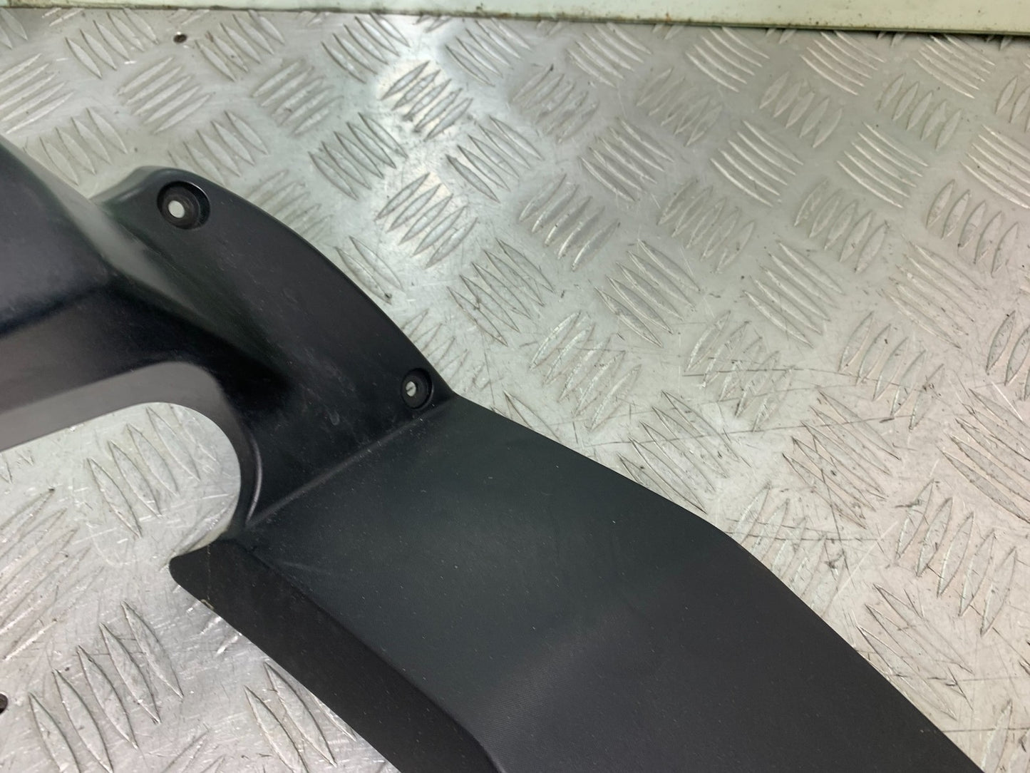 KAWASAKI GTR1400 GTR 1400 RIGHT TOP INFILL PANEL YEAR 2007-2009 (CMB1306)
