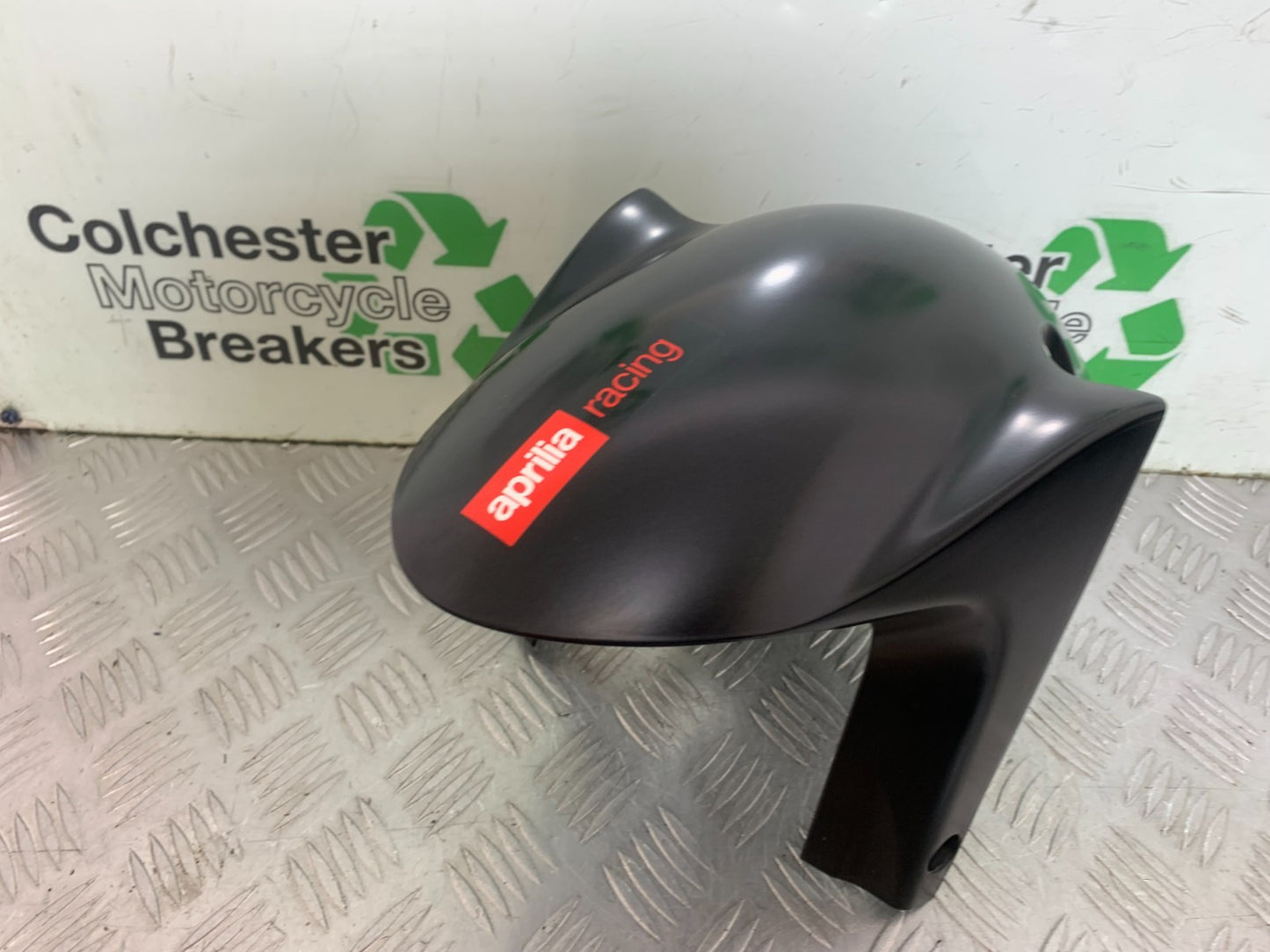 APRILIA TUONO 1000 V4R FRONT MUDGUARD  YEAR 2011-13  (CMB1331)