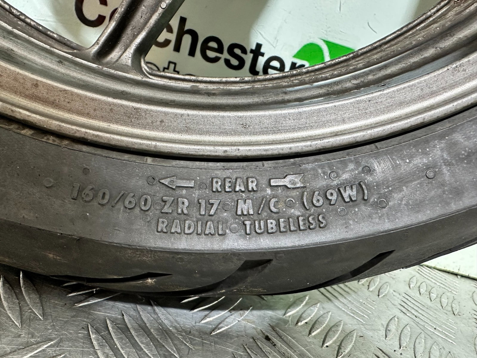 KAWASAKI ER6 F ER6F REAR WHEEL AND TYRE YEAR 2005-2008 (CMB1178)