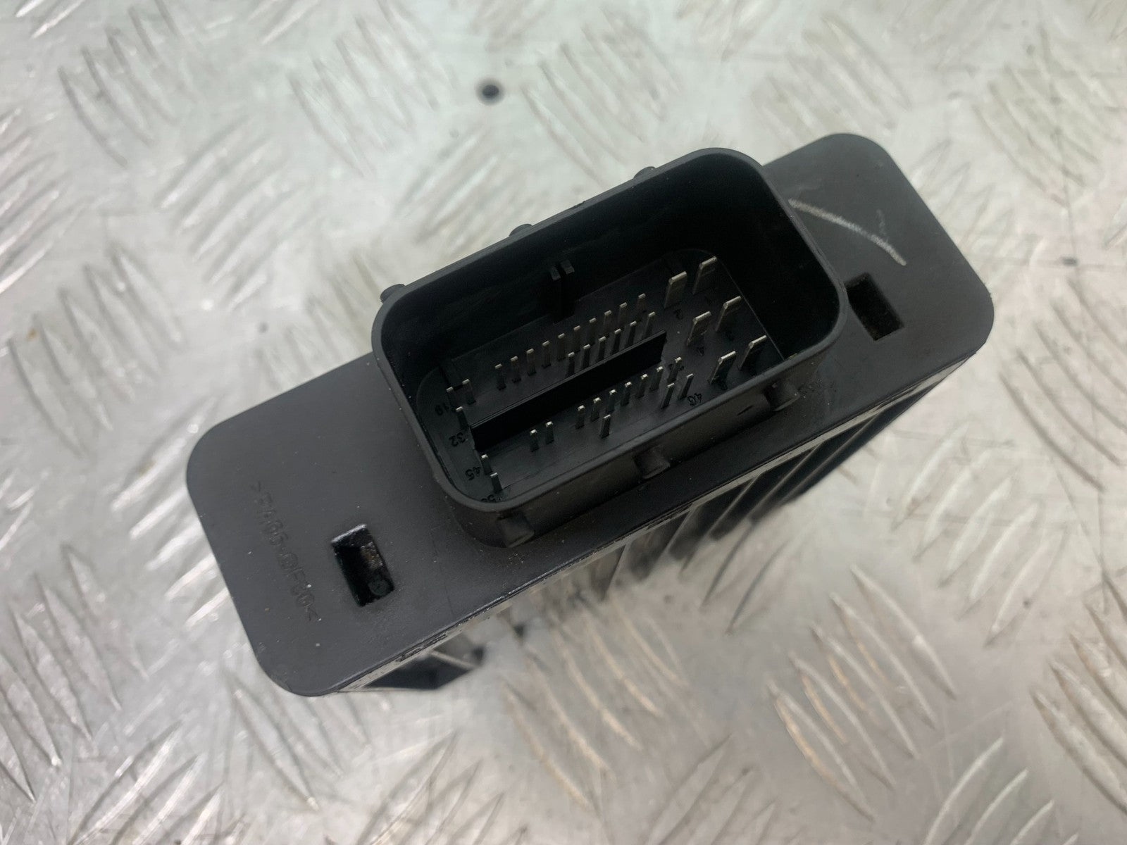 BMW R1200 R 1200 GS ESA CONTROL UNIT  YEAR 2013-2016 (CMB1257)