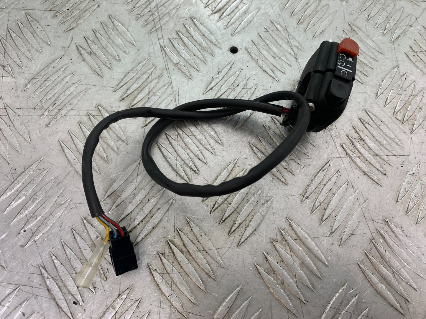 APRILIA RSV1000 RSV 1000 MILLE RIGHT SWITCH GEAR  1998- 2003 (CMB1184)