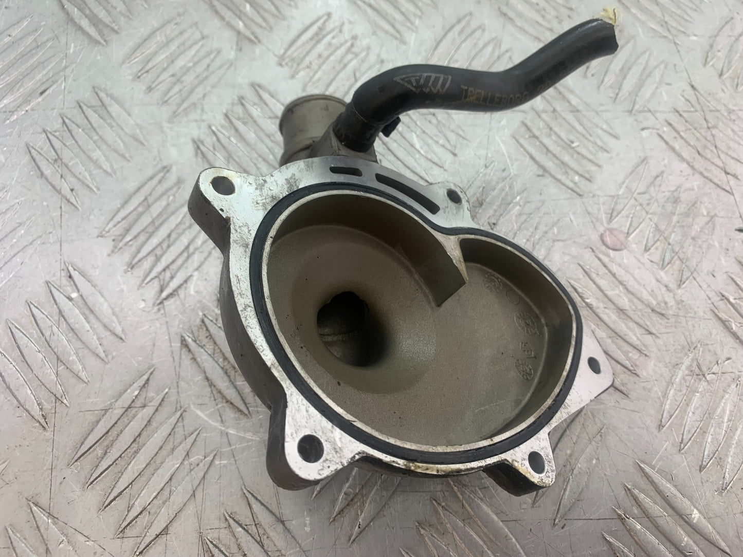 APRILIA SL750 SL 750 SHIVER WATER PUMP COVER   YEAR 2008-2016 (CMB1242)