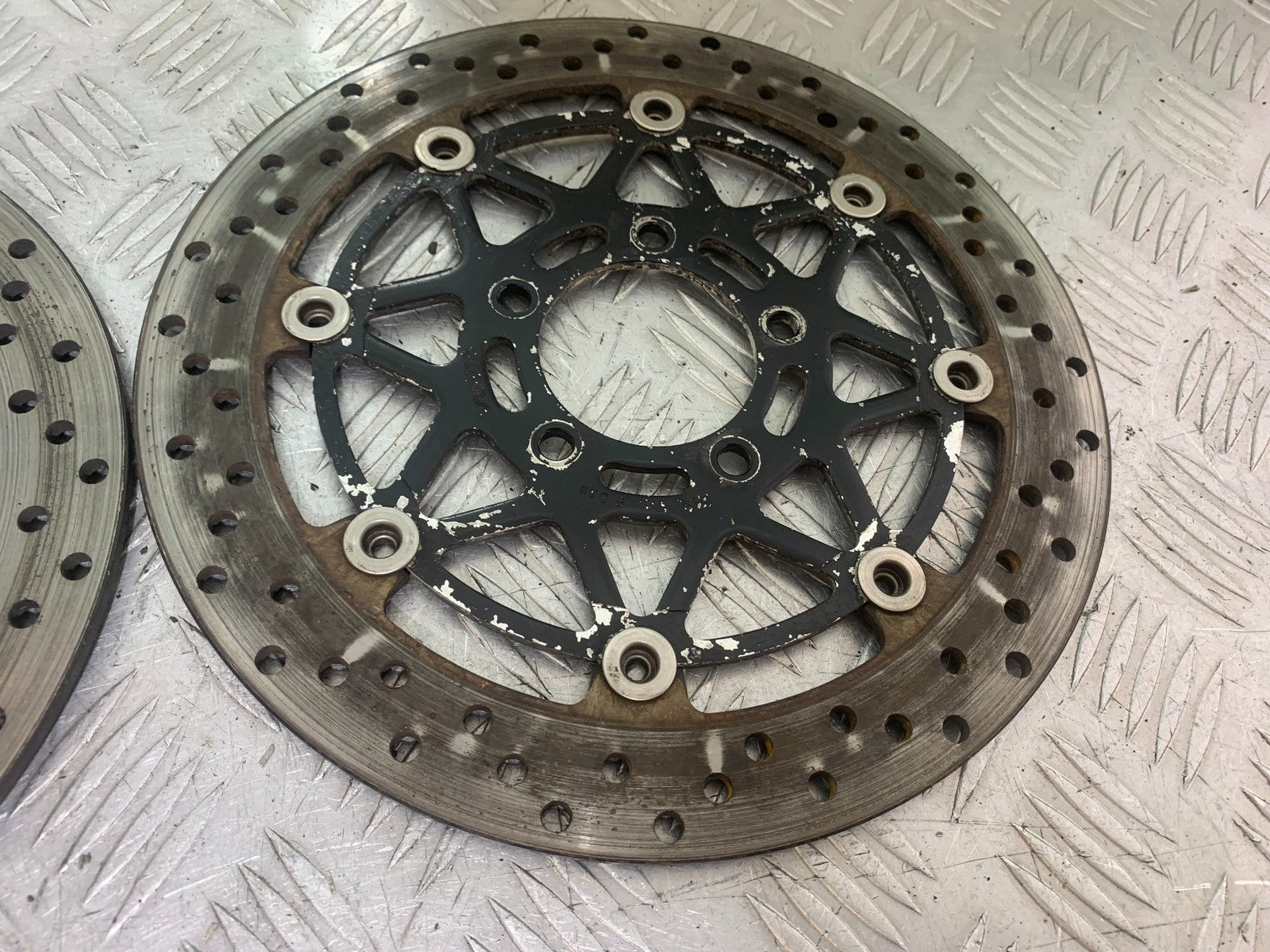 SUZUKI GSXR750 GSXR 750 K4 K5 FRONT BRAKE DISC 2004-2005 (CMB1319)