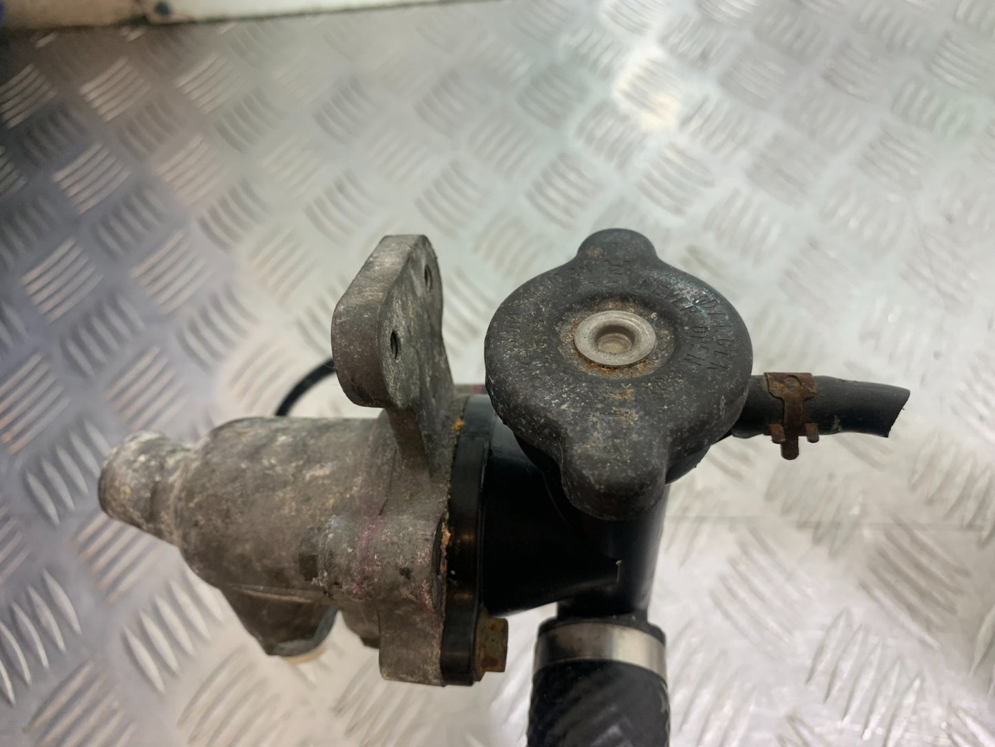 SUZUKI RF900 RF 900 THERMOSTAT YEAR 1994-1999 CMB1326