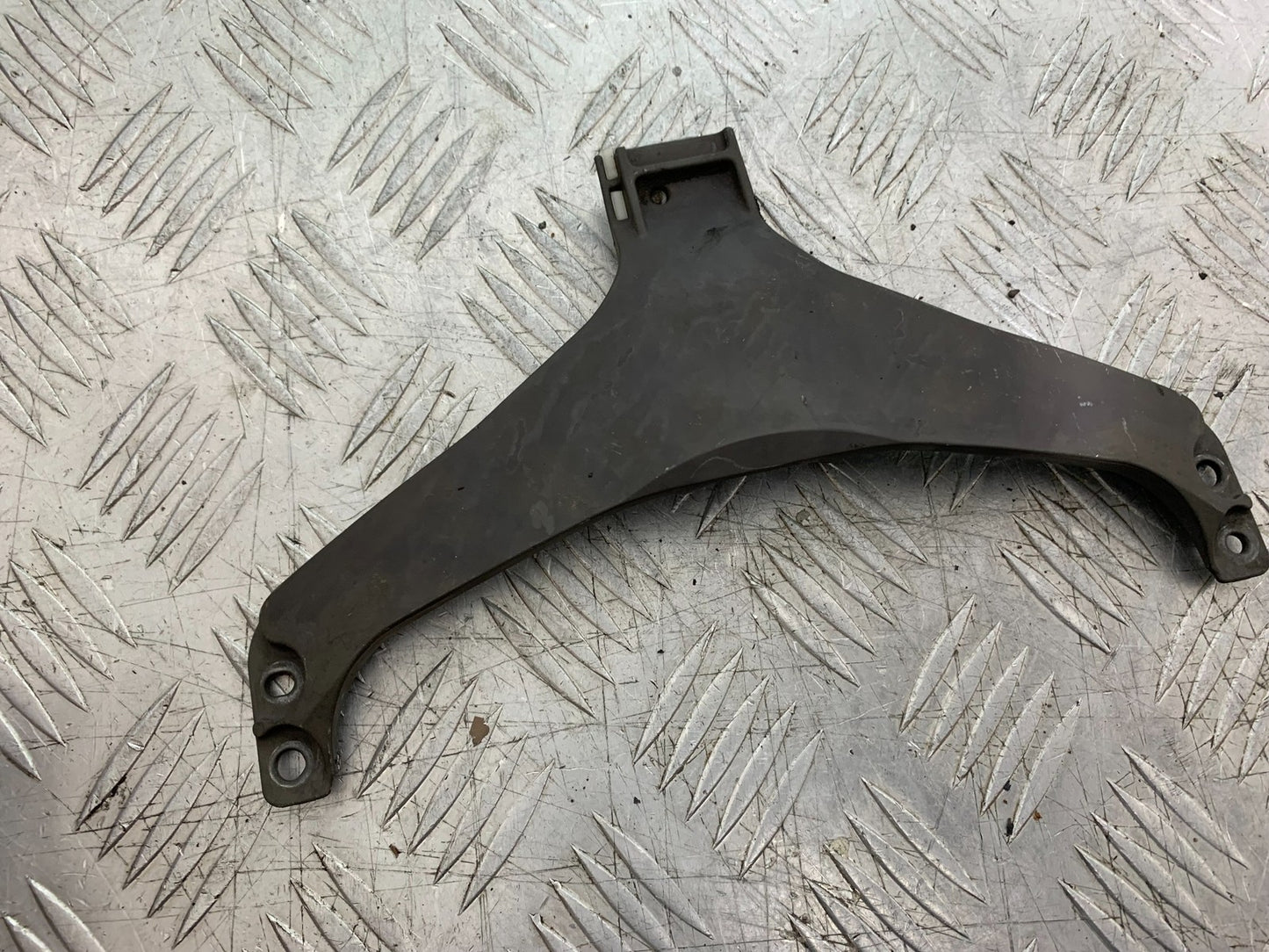 KAWASAKI GTR1400 GTR 1400 BRACKET  YEAR 2007-2009 (CMB1306)