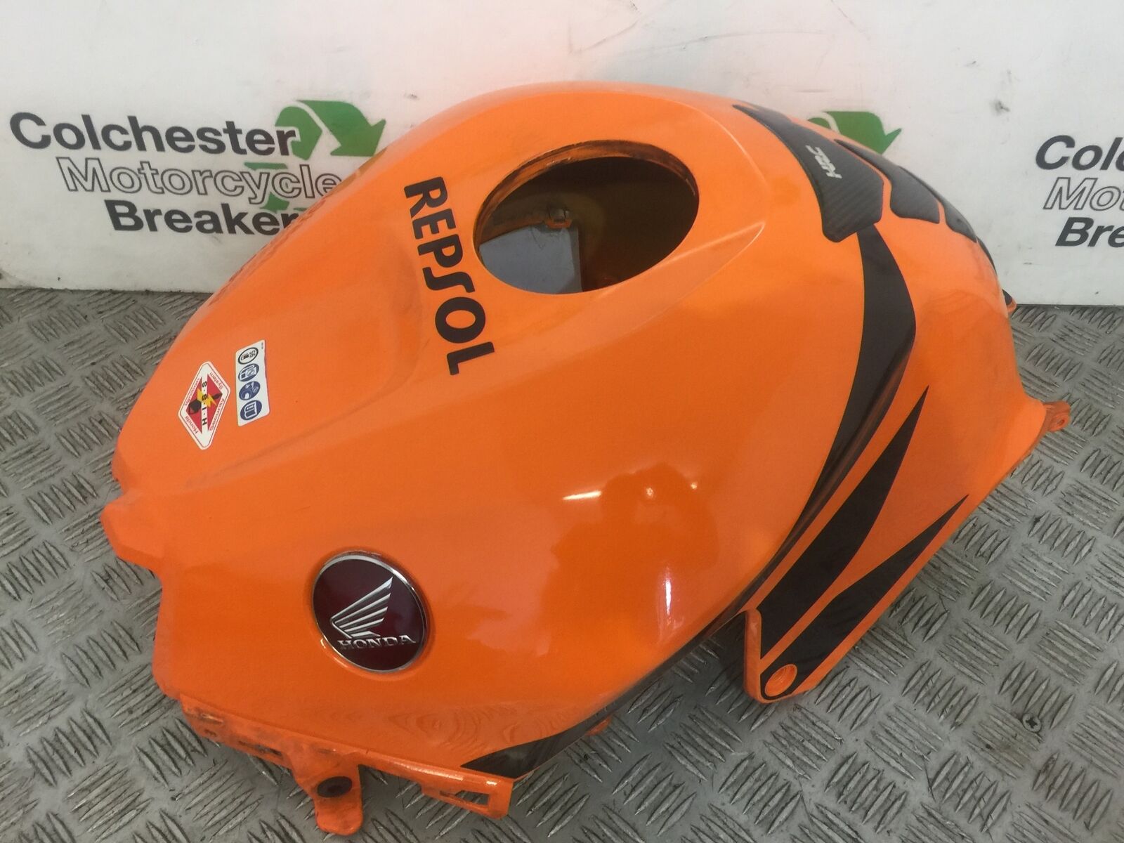HONDA CBR600 CBR 600 RR PETROL TANK COVER  YEAR 2016 (STOCK 348)