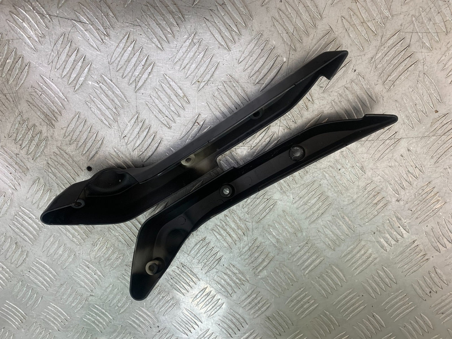 SINNIS HOODLUM 125 FRAME COVERS  YEAR 2021-2025 (CMB1196)