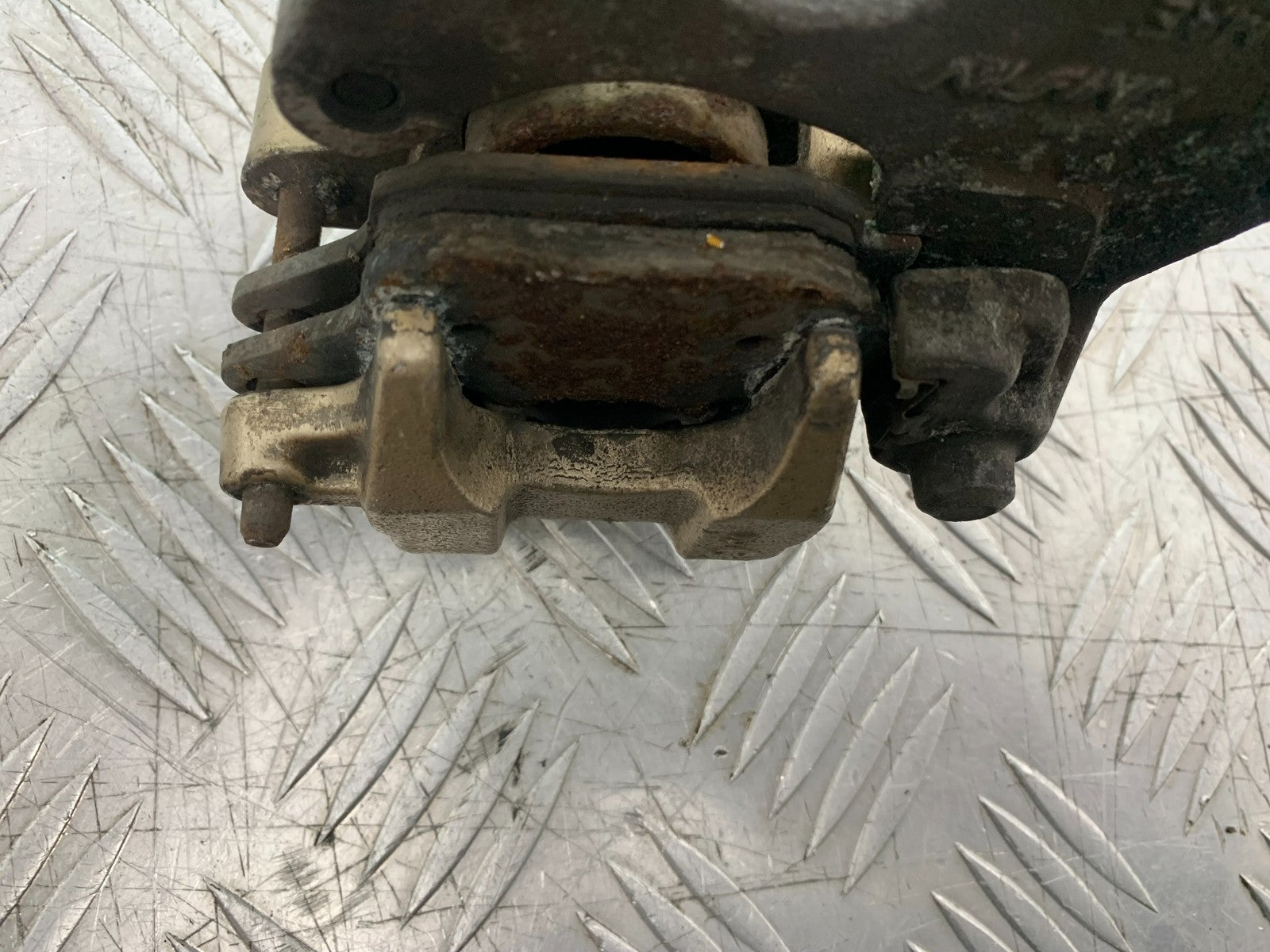 HONDA CB600 CB 600 HORNET REAR BRAKE CALIPER   YEAR 1998-2002 (CMB1297)