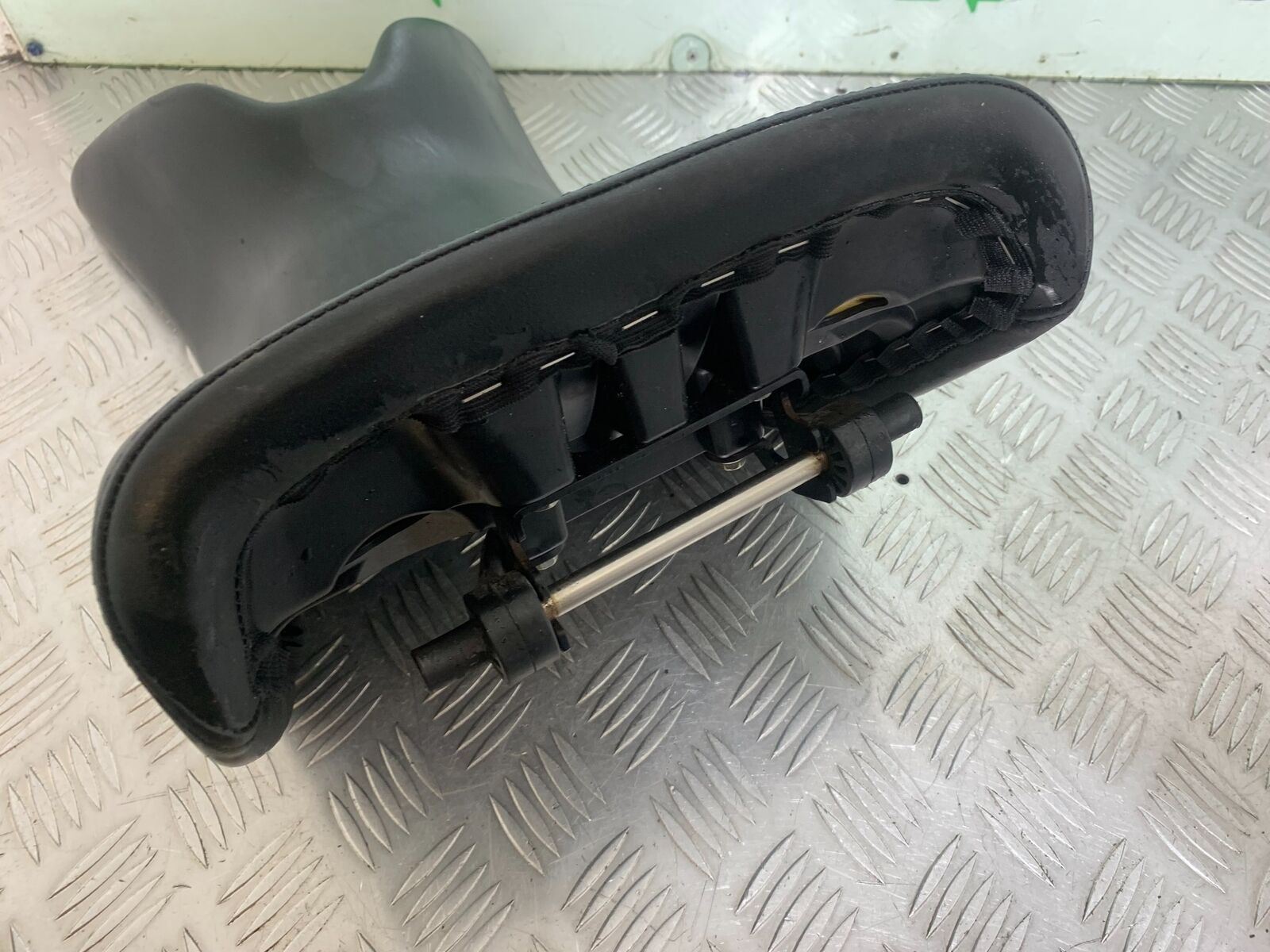TRIUMPH TIGER 800 FRONT SEAT  YEAR 2011-2014 (CMB1113)